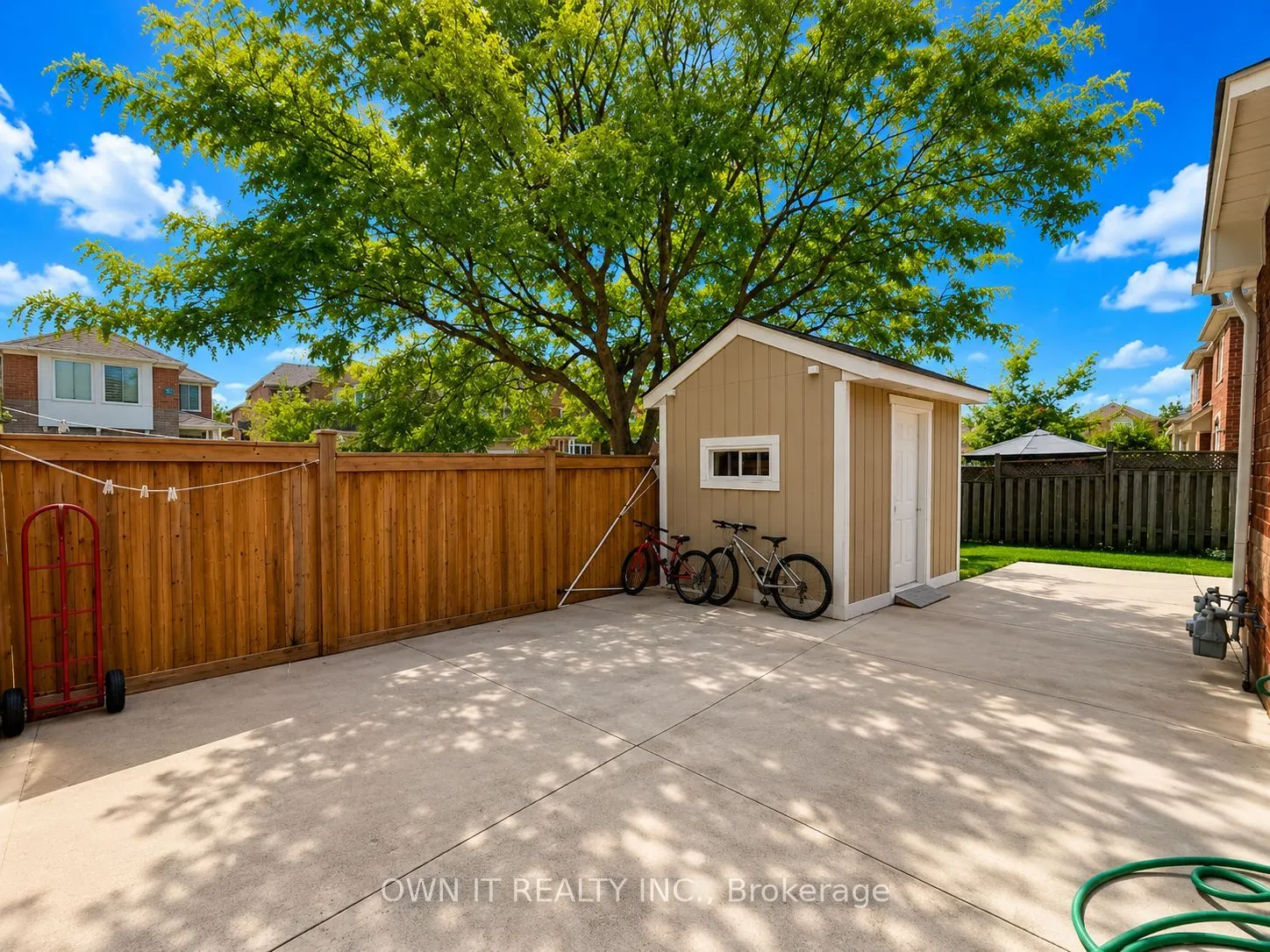 137 Prairie Rose Circle