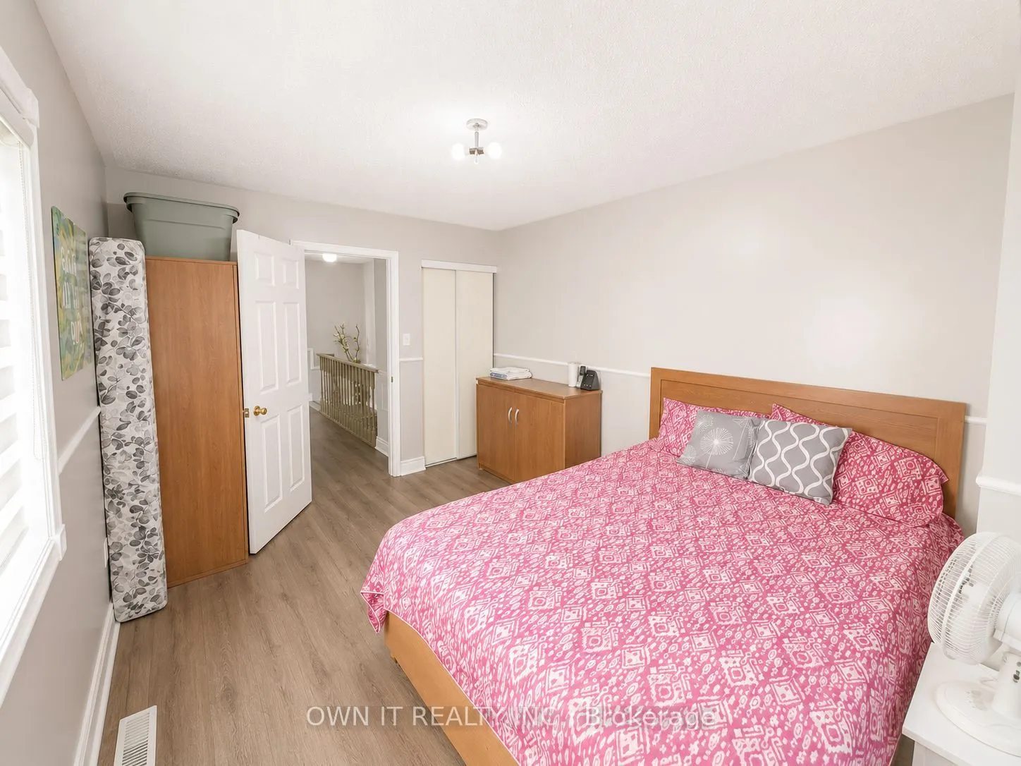 137 Prairie Rose Circle