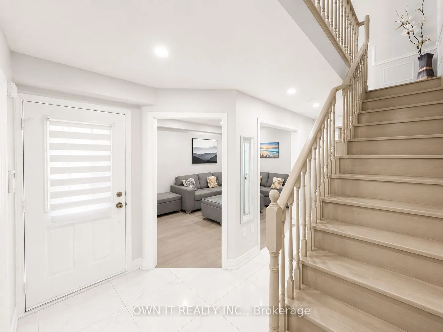 137 Prairie Rose Circle