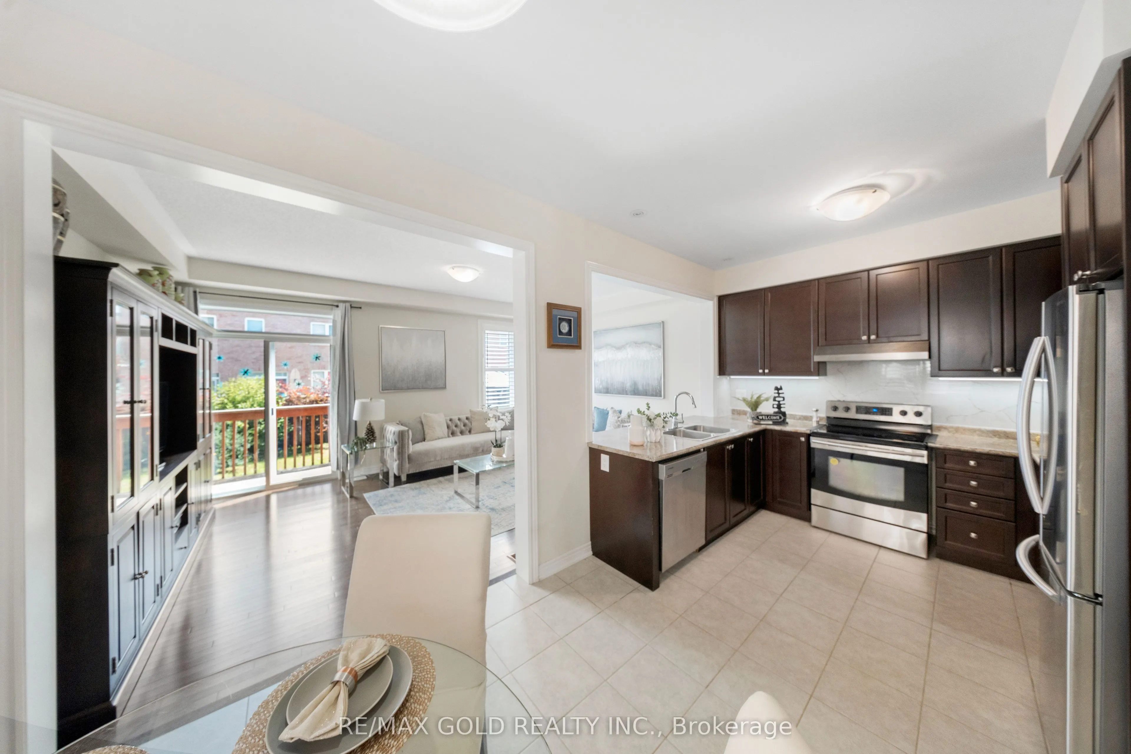 15 Antibes Drive