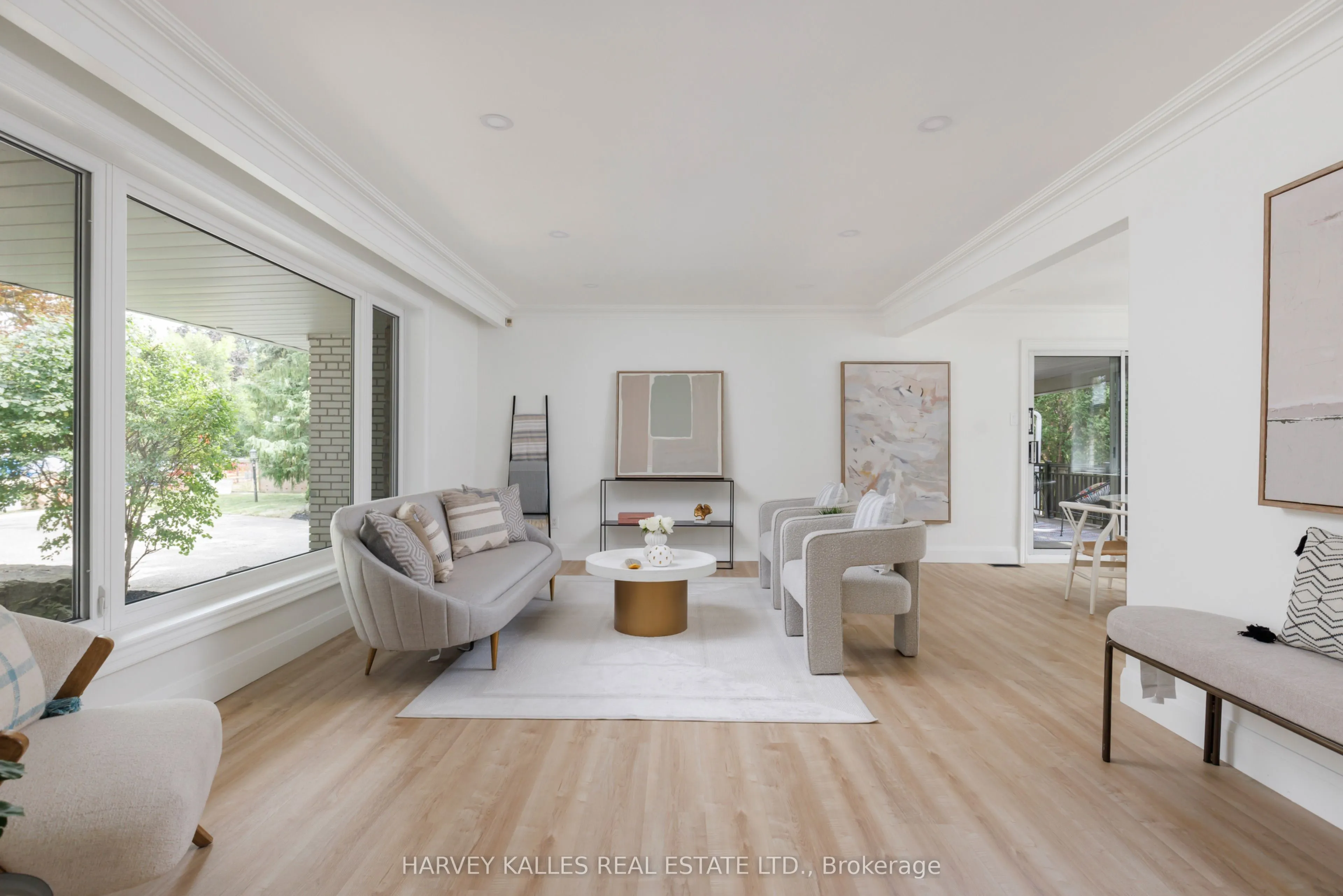 215 Edenbridge Drive