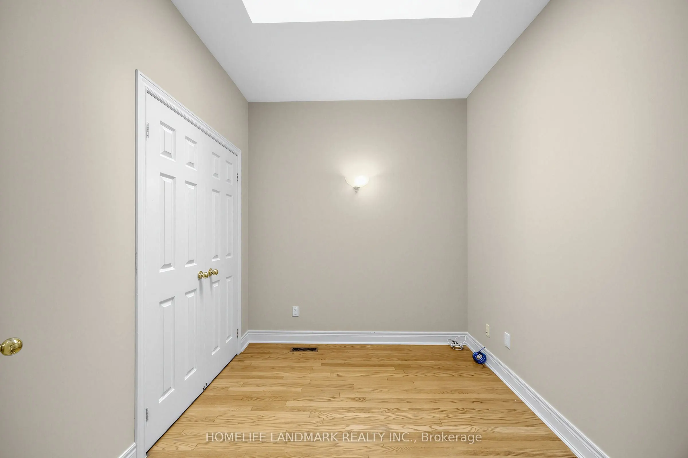 2283 Lake Shore Boulevard W #B
