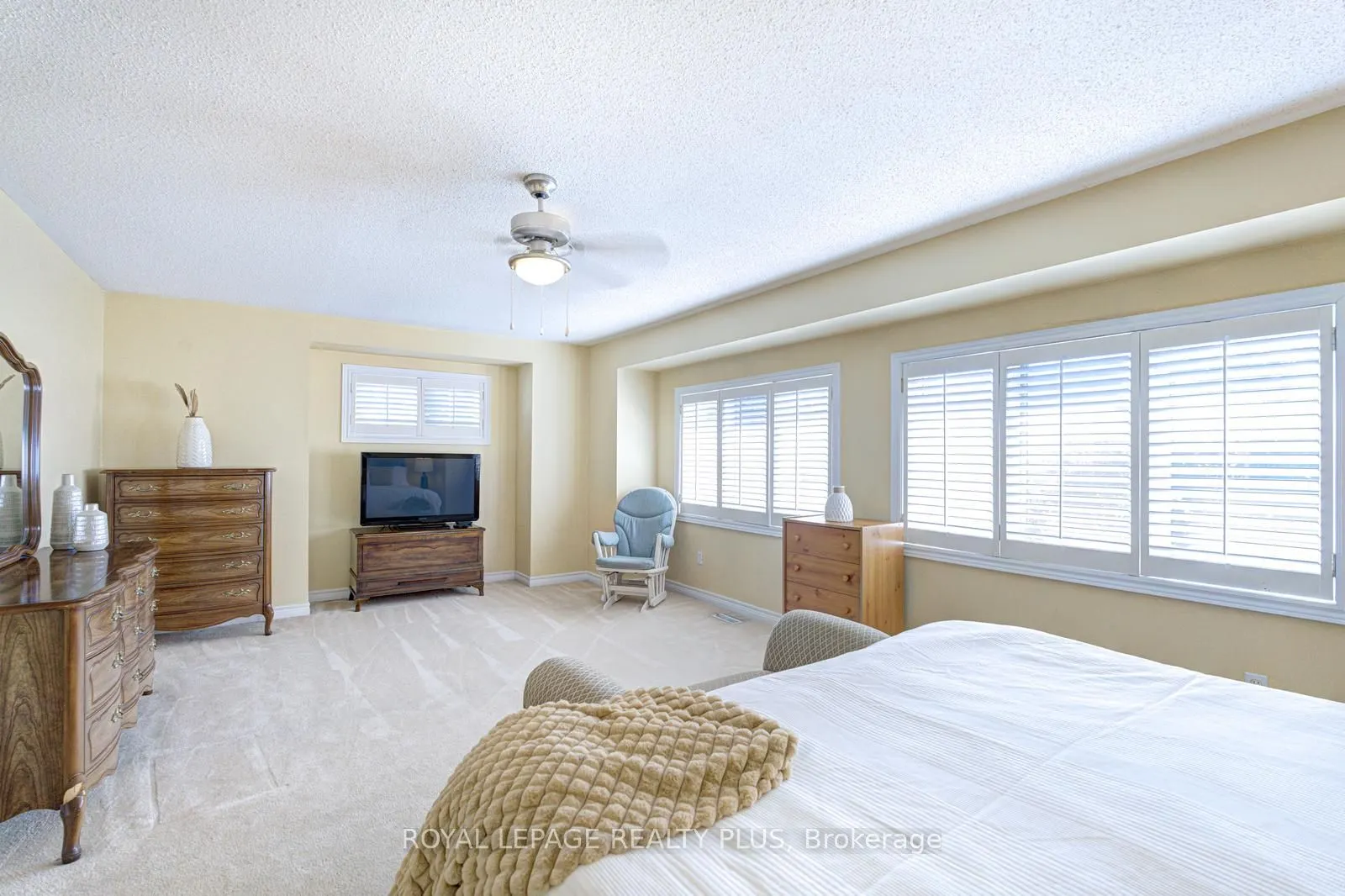 5658 Glen Erin Drive #1