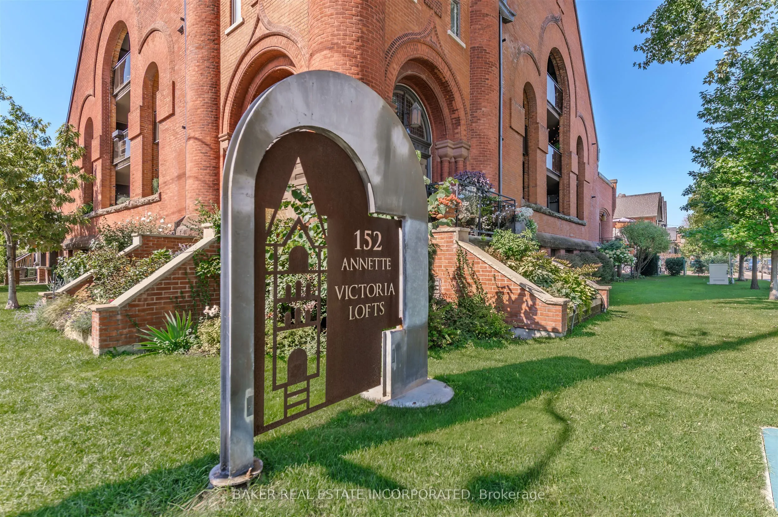 152 Annette Street #107