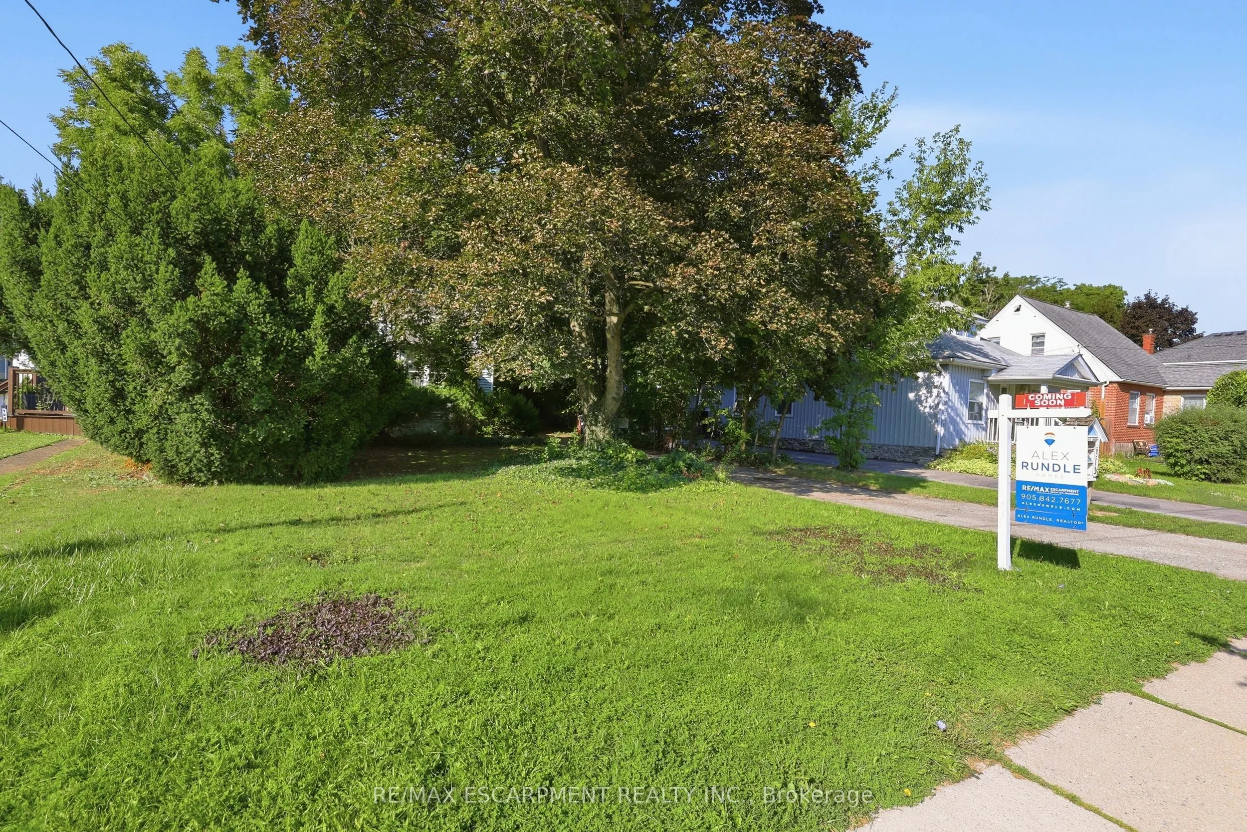 152 Commercial Street