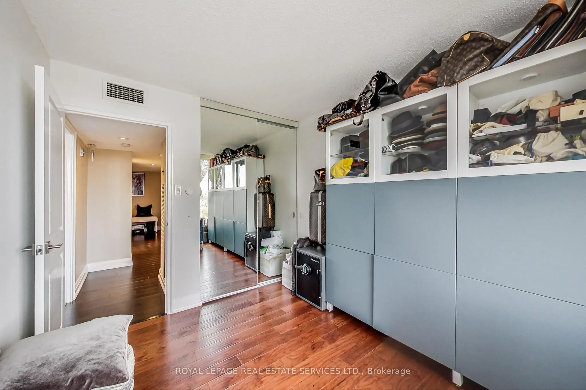 2045 Lake Shore Boulevard W #1110