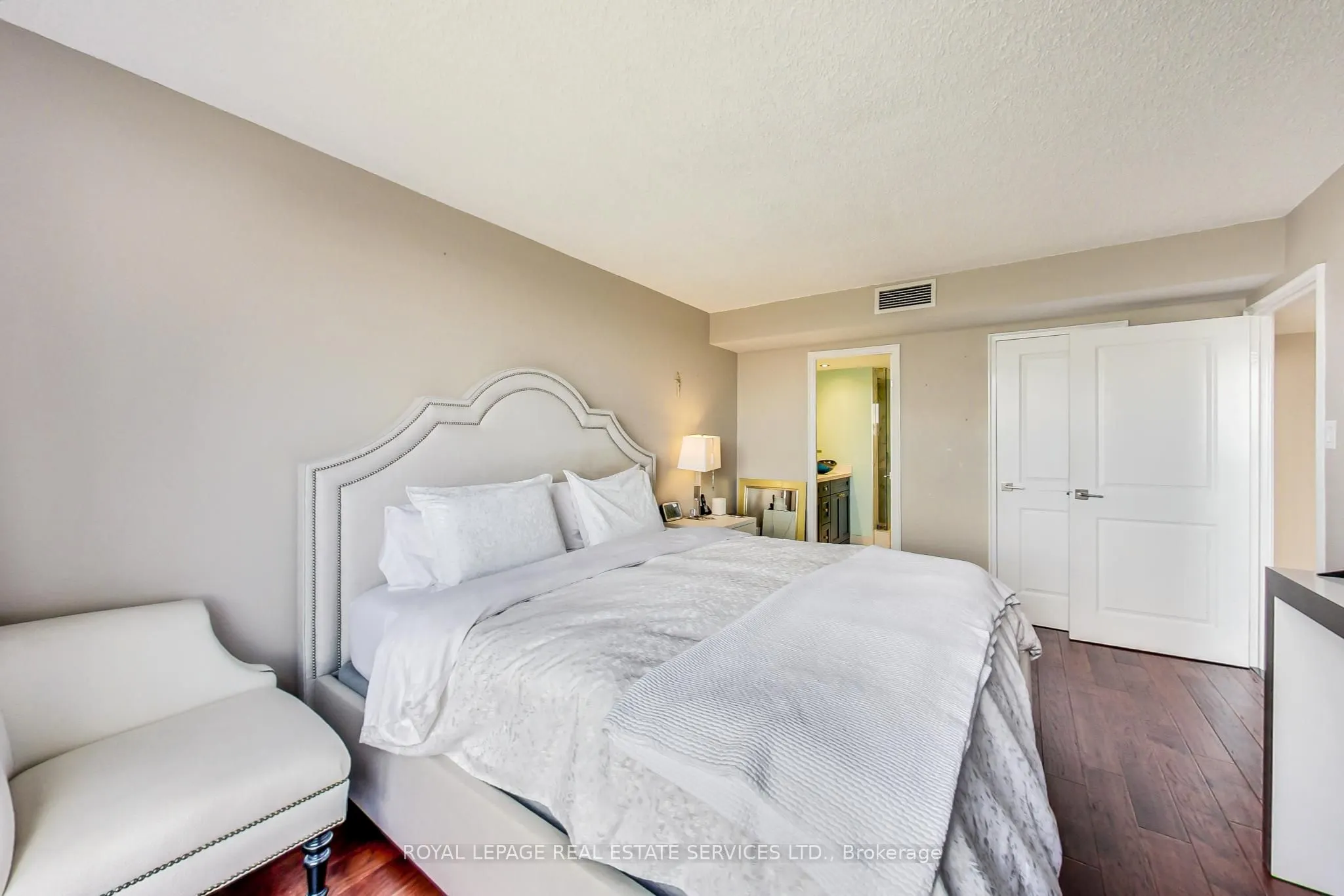 2045 Lake Shore Boulevard W #1110