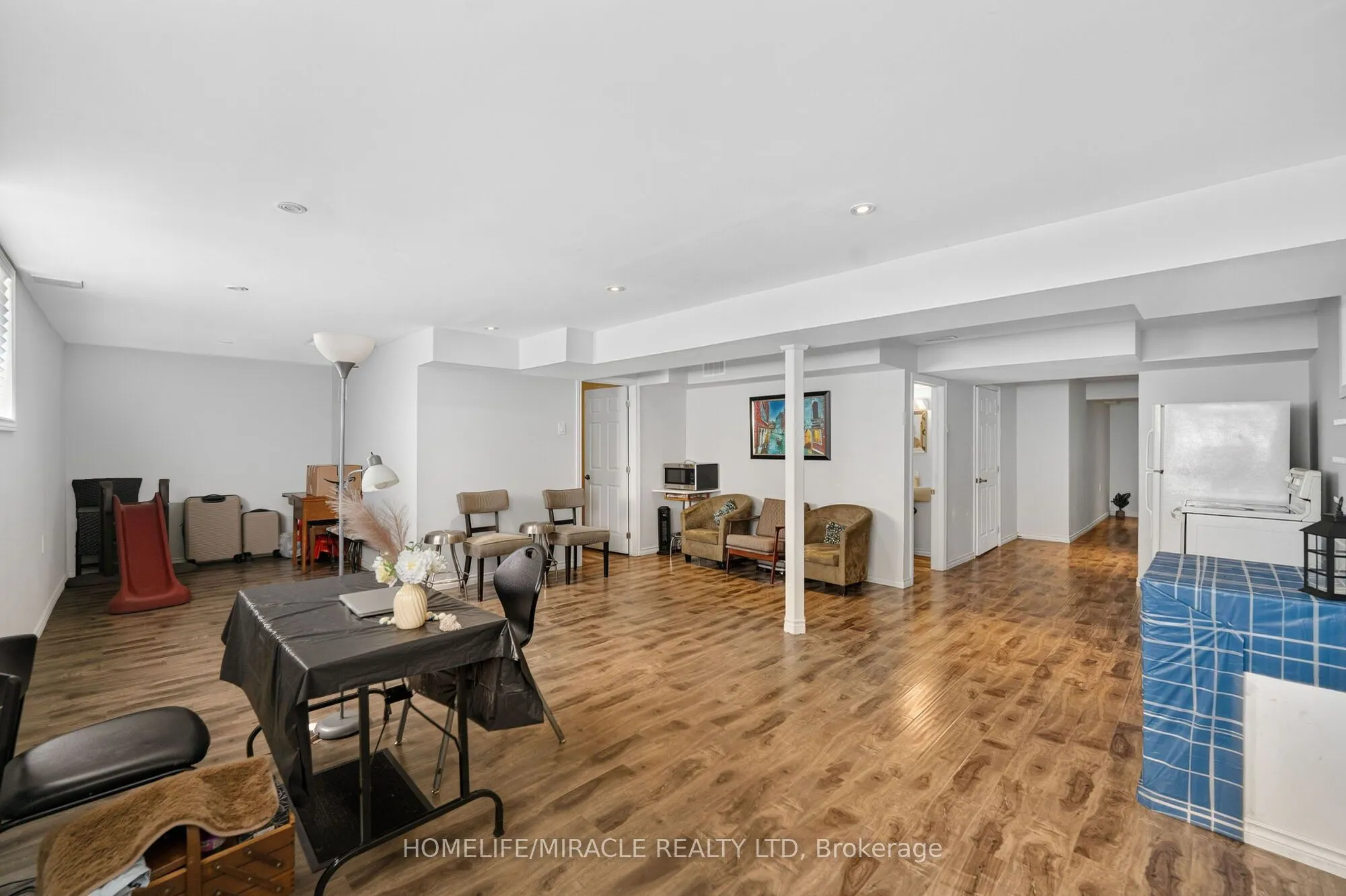 452 Tyrone Crescent
