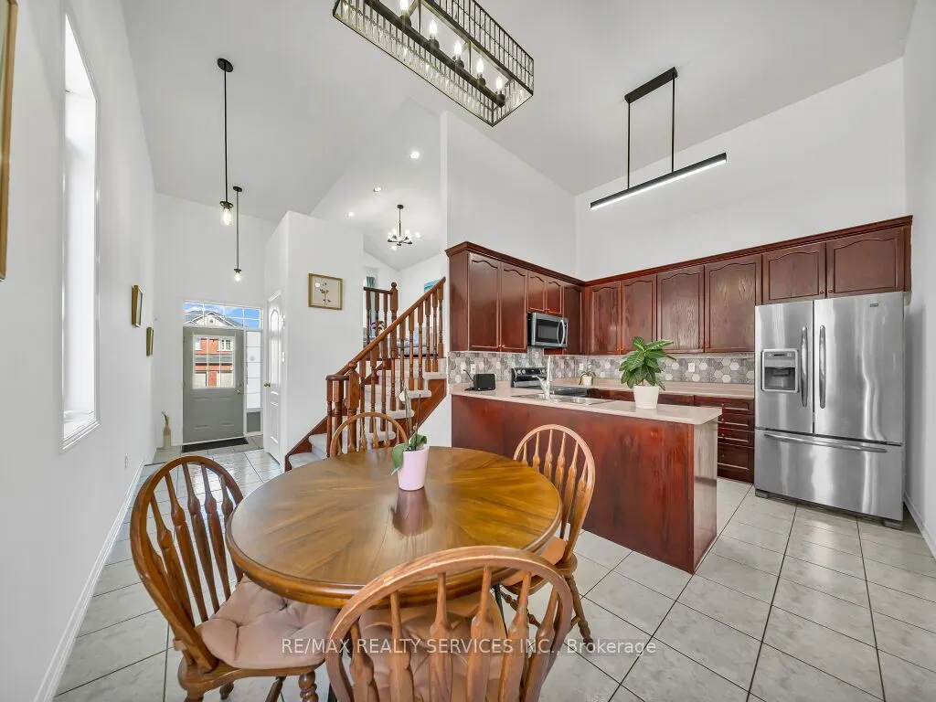 101 River Rock Crescent