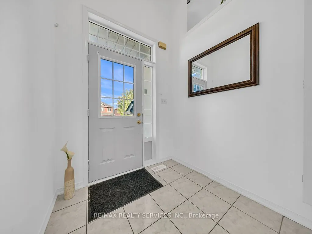 101 River Rock Crescent