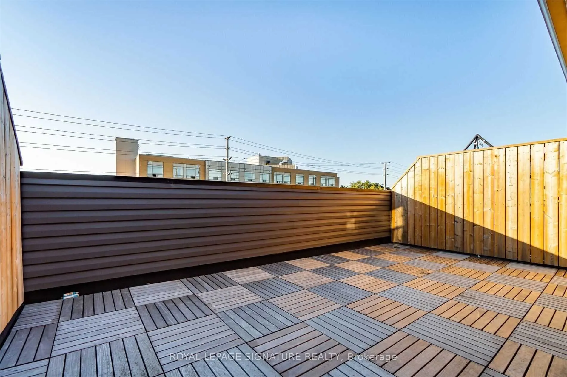 760 Lakeshore Road E #202