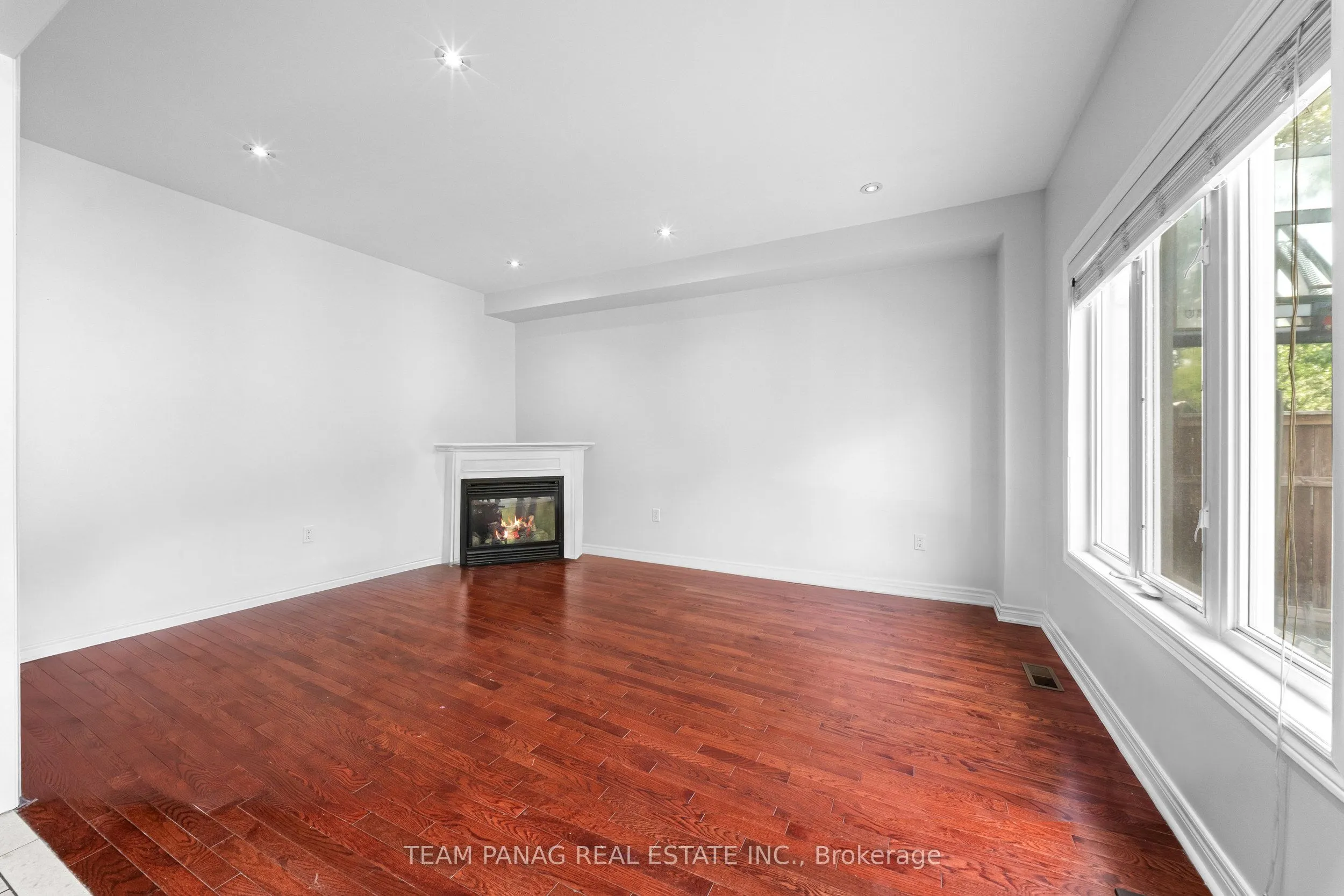 47 Sorbonne Drive