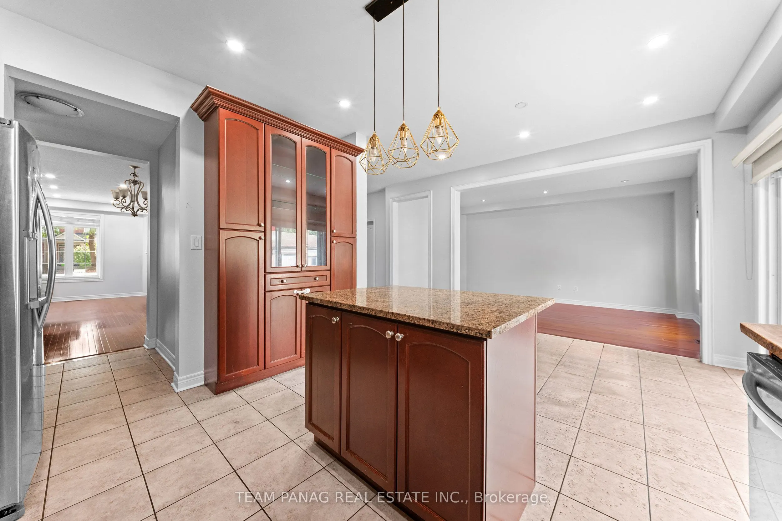 47 Sorbonne Drive