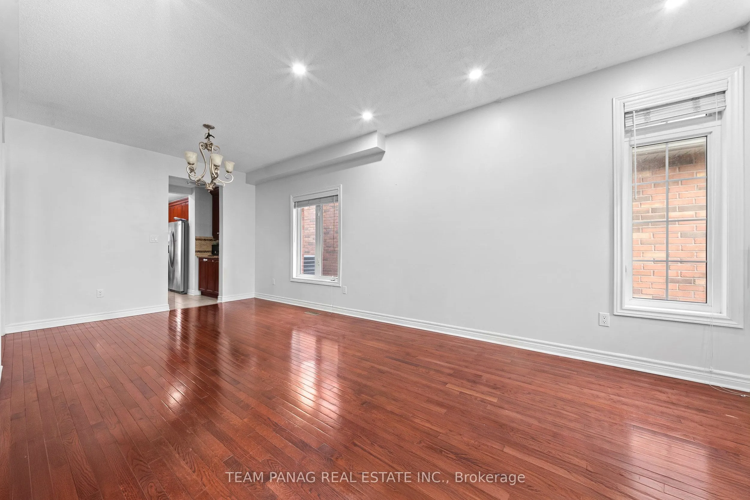 47 Sorbonne Drive