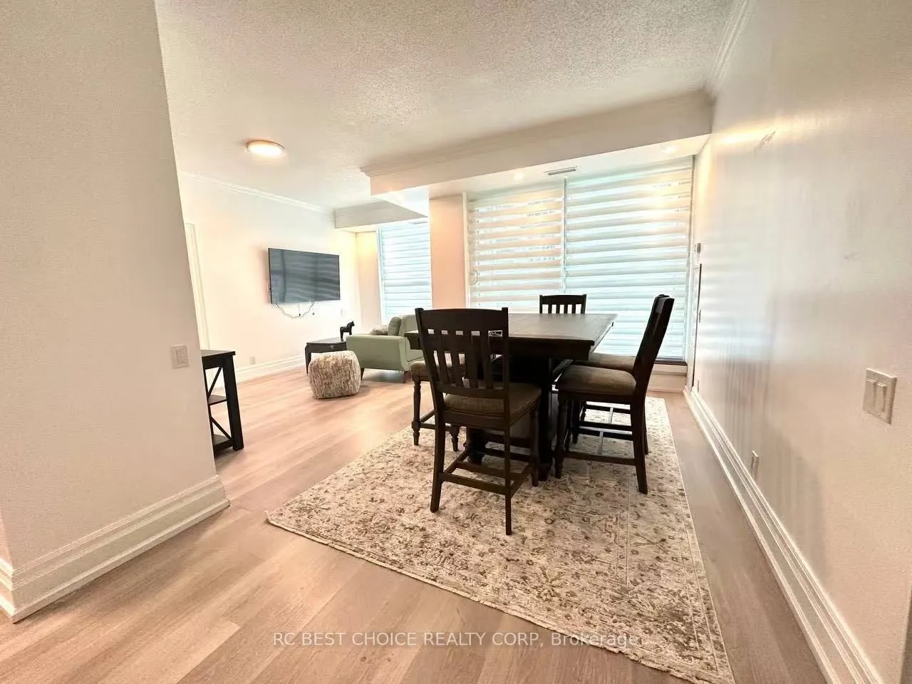 2067 Lake Shore Boulevard W #203