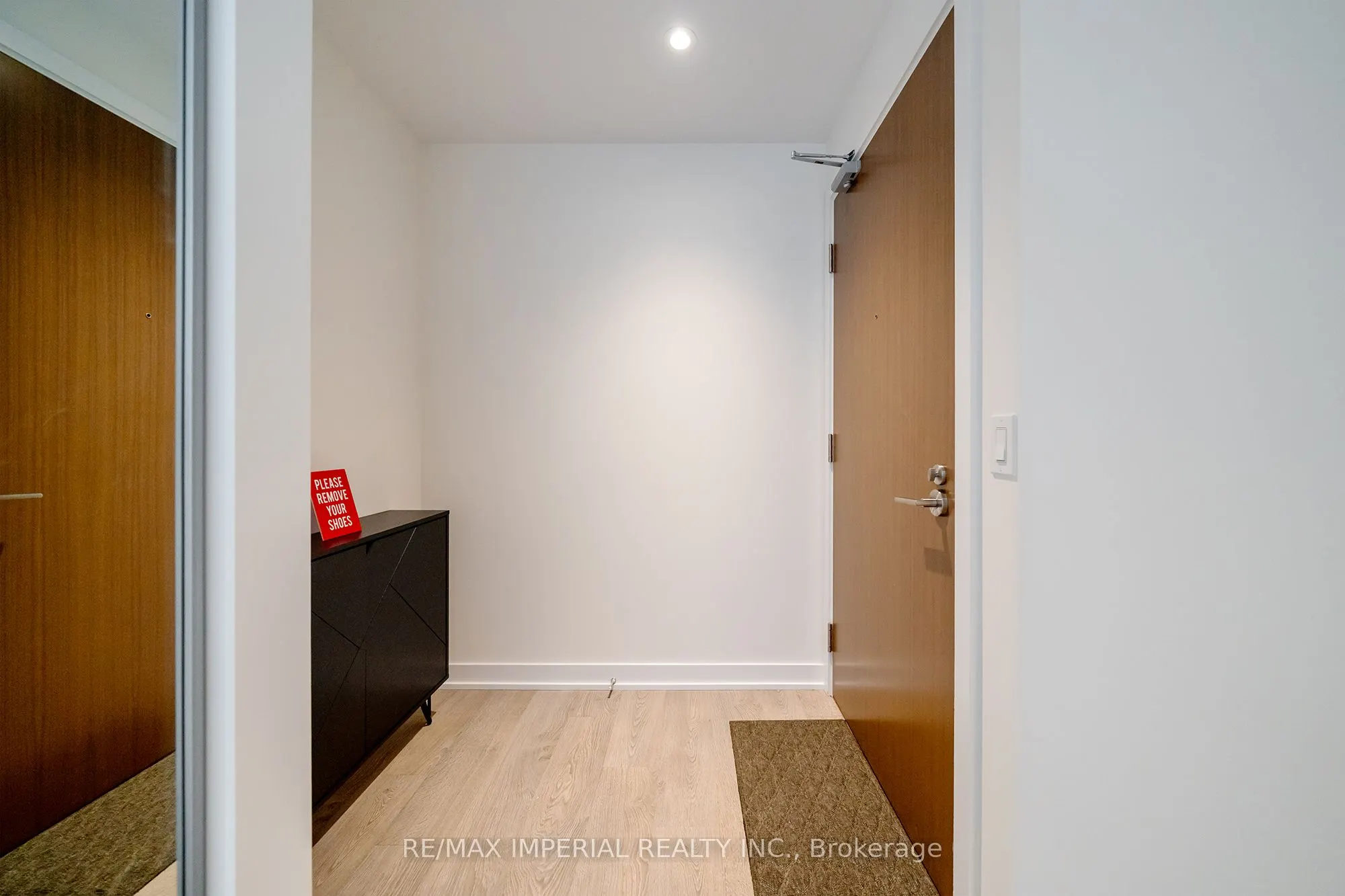 1926 Lakeshore Boulevard W #1607