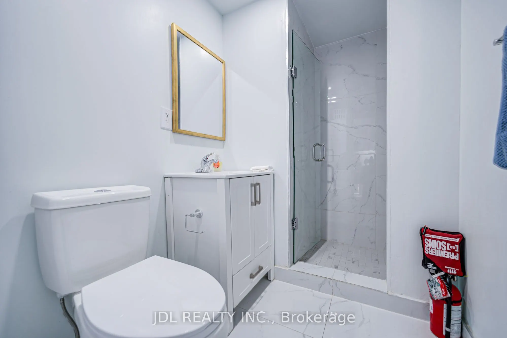 5 Sorauren Avenue #6
