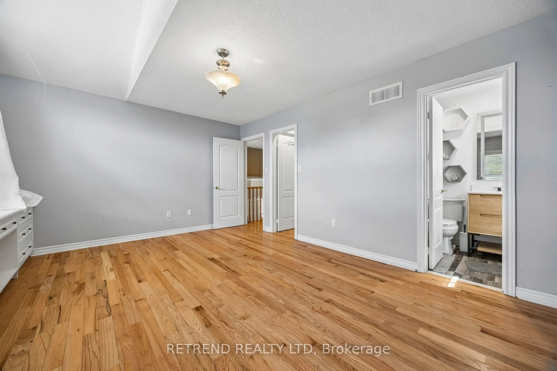 27 Terrastone Court