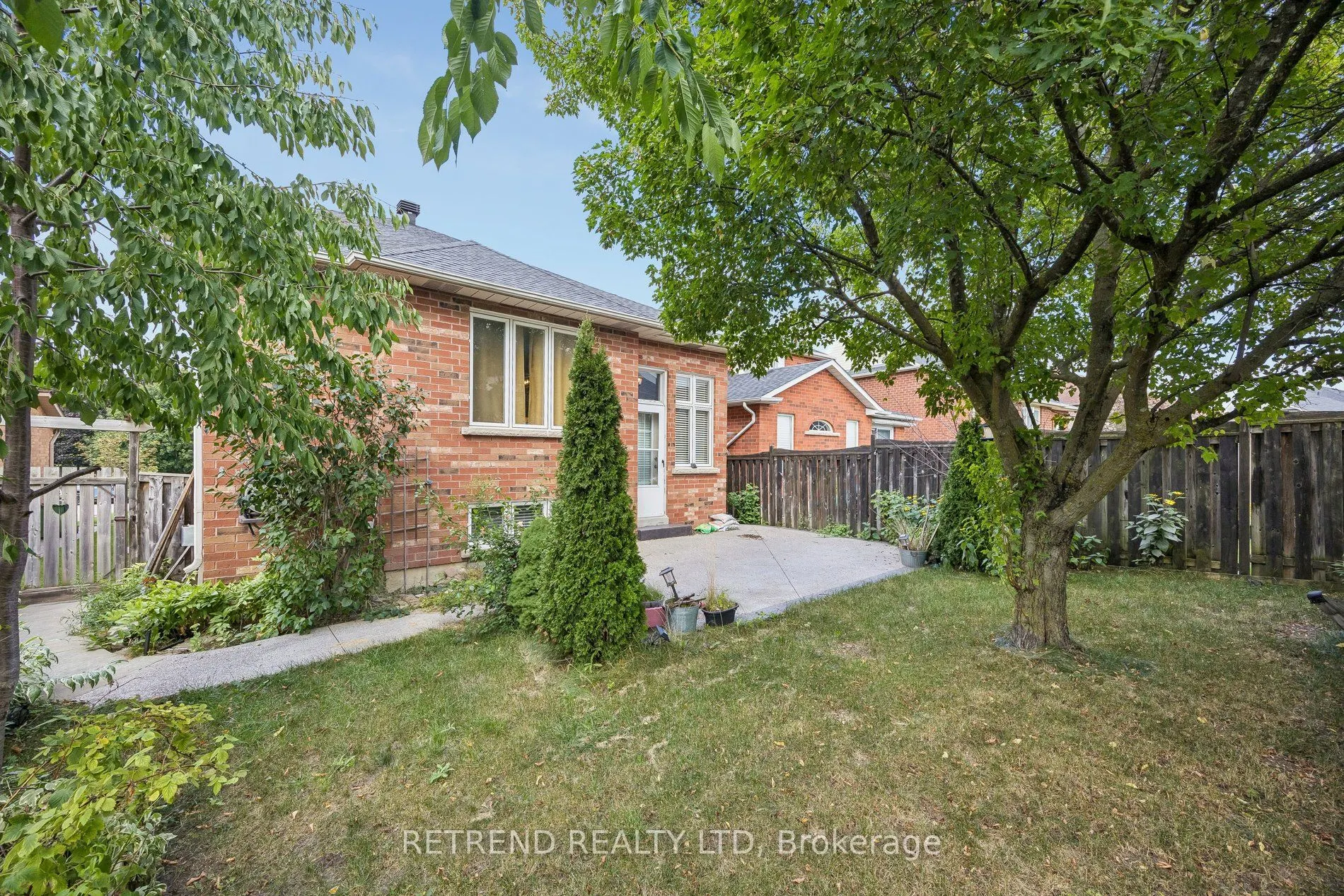 27 Terrastone Court