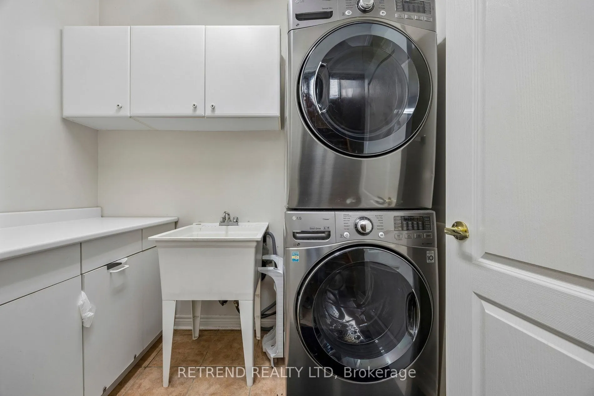 27 Terrastone Court