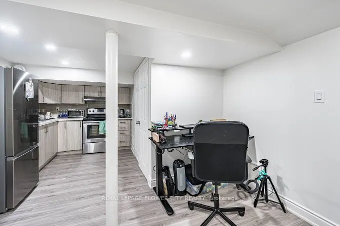 3 Clayhall Crescent
