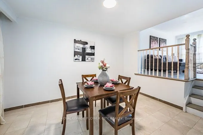 3 Clayhall Crescent