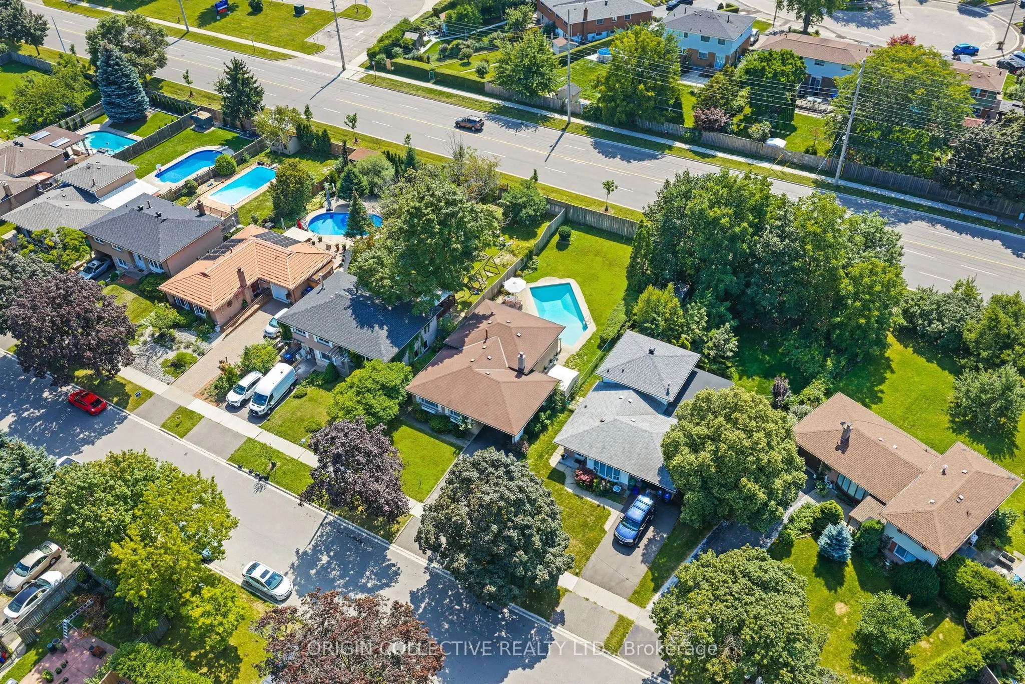 983 Parthia Crescent