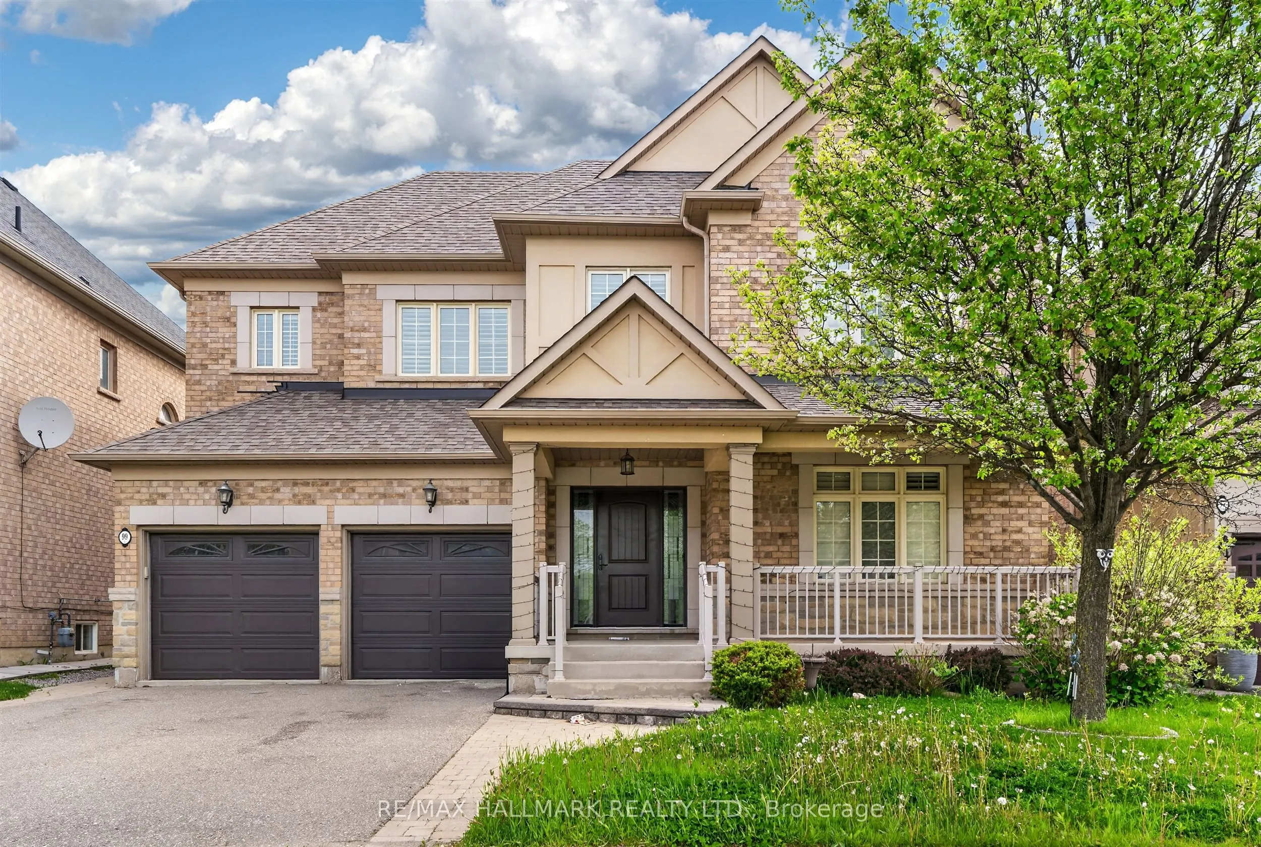 99 Royal West Drive