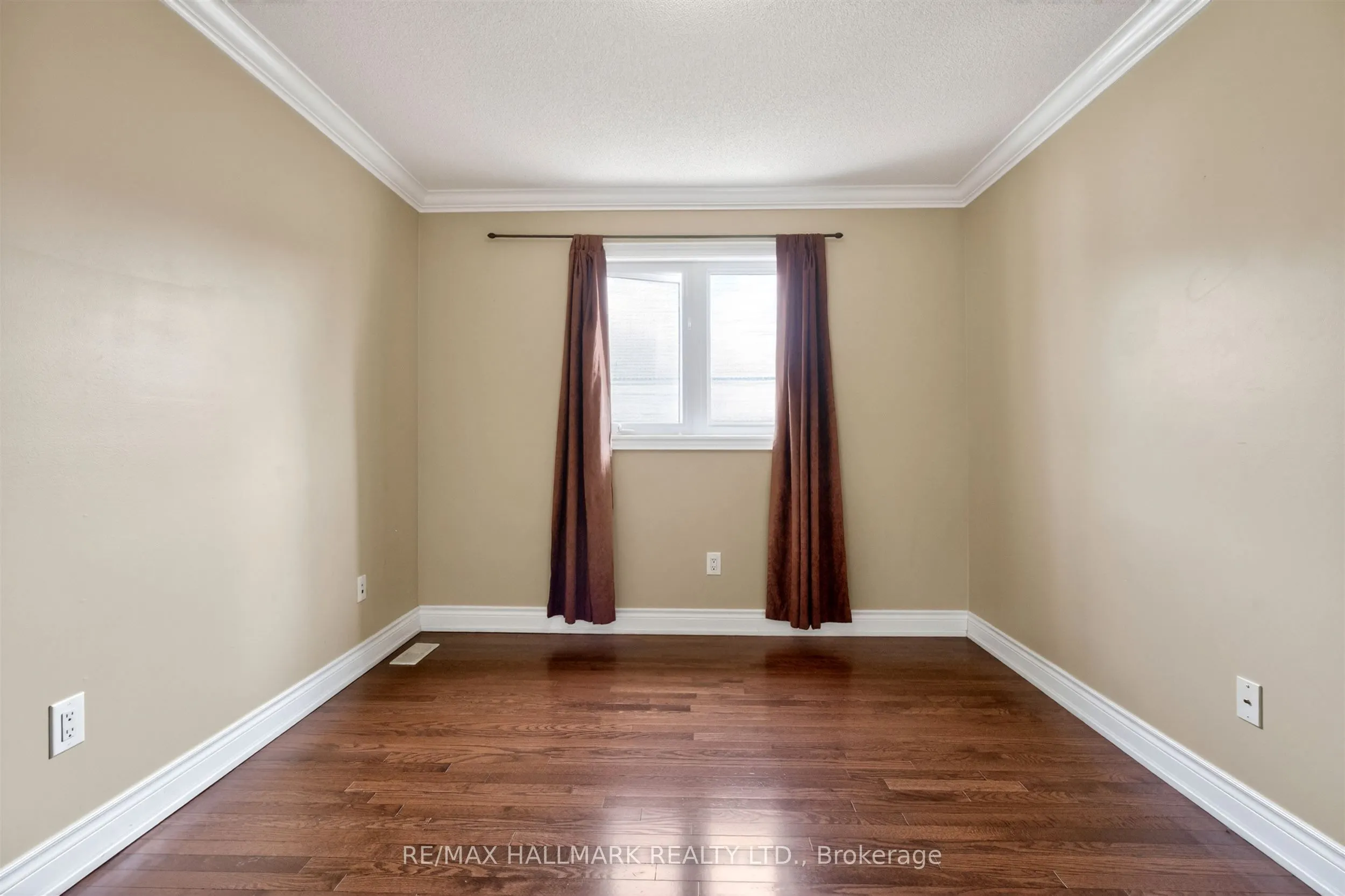 99 Royal West Drive
