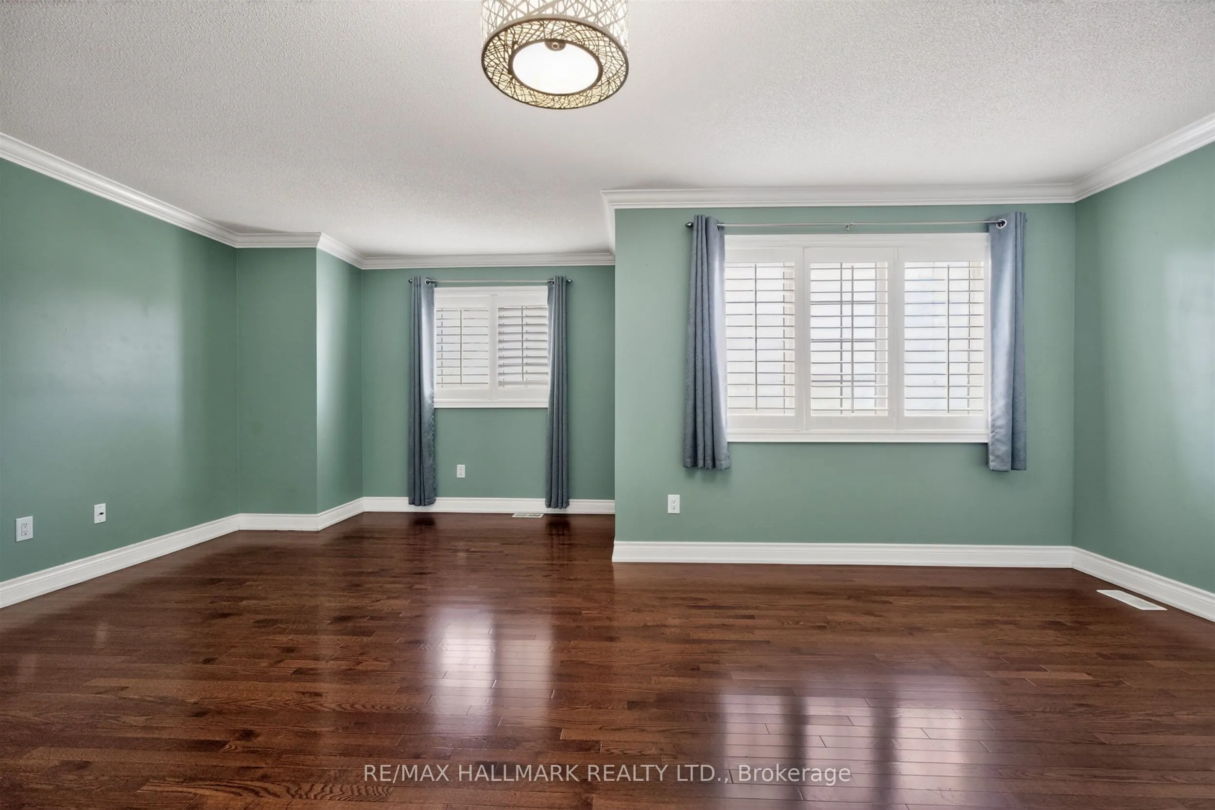 99 Royal West Drive