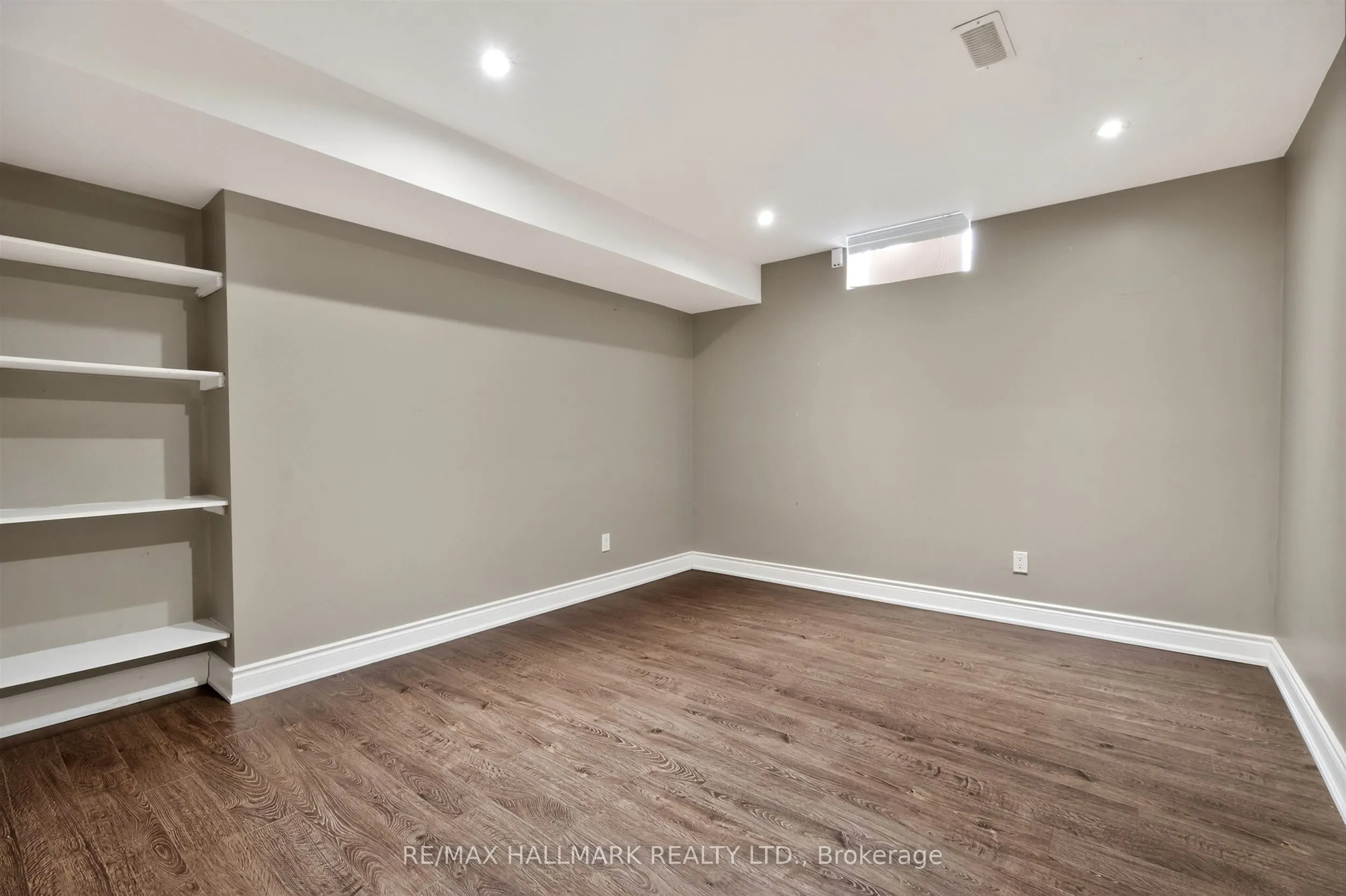 99 Royal West Drive
