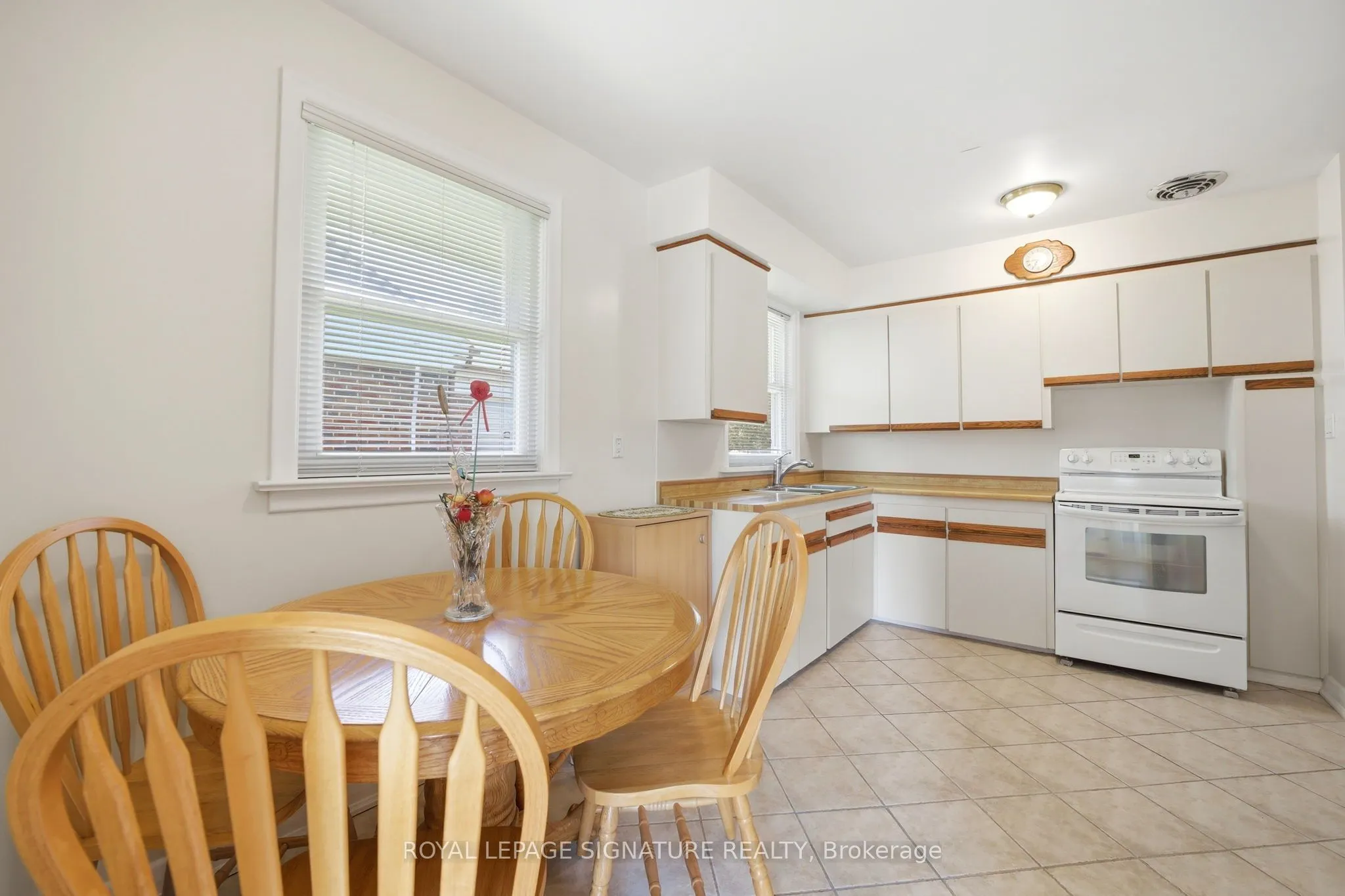 40 Kirk Bradden Road E