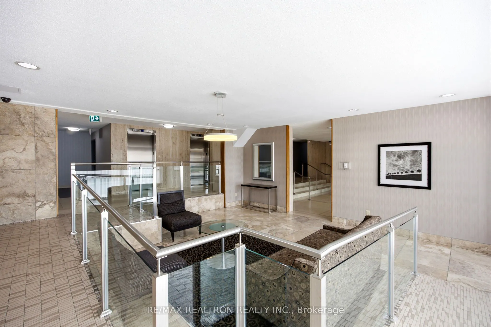 155 Marlee Avenue #909