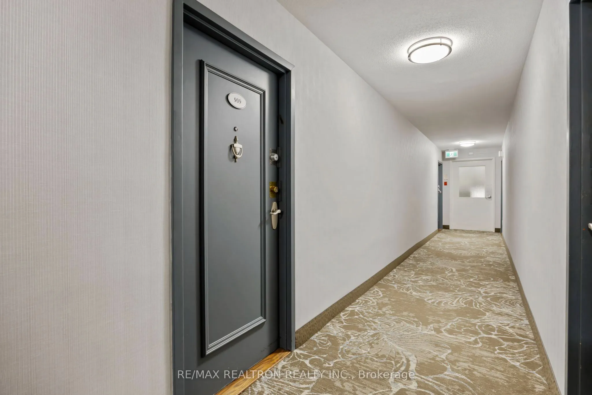155 Marlee Avenue #909