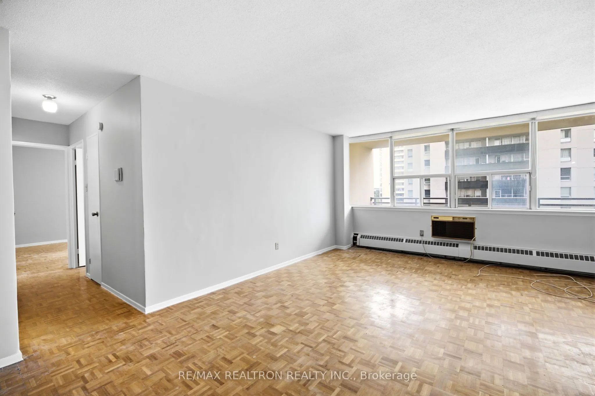 155 Marlee Avenue #909