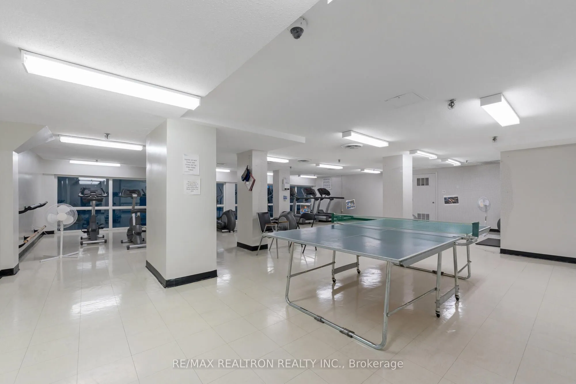 155 Marlee Avenue #909
