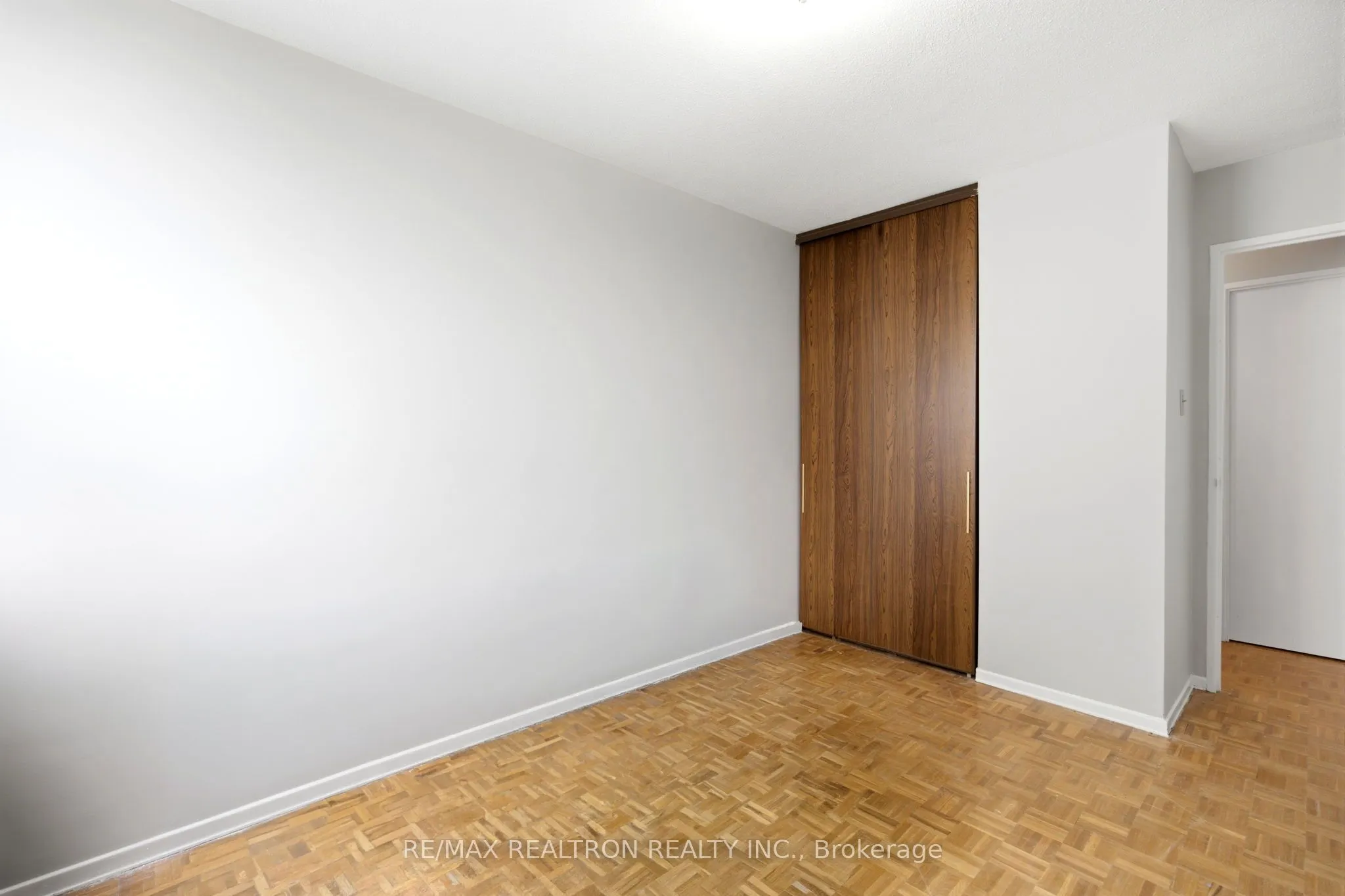 155 Marlee Avenue #909