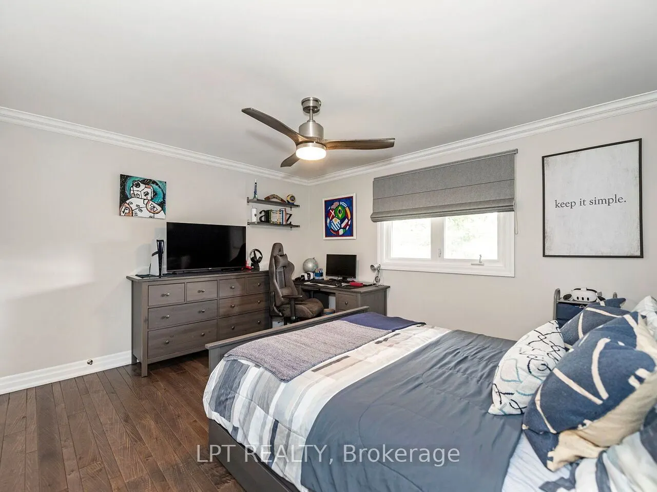 493 Tipperton Crescent