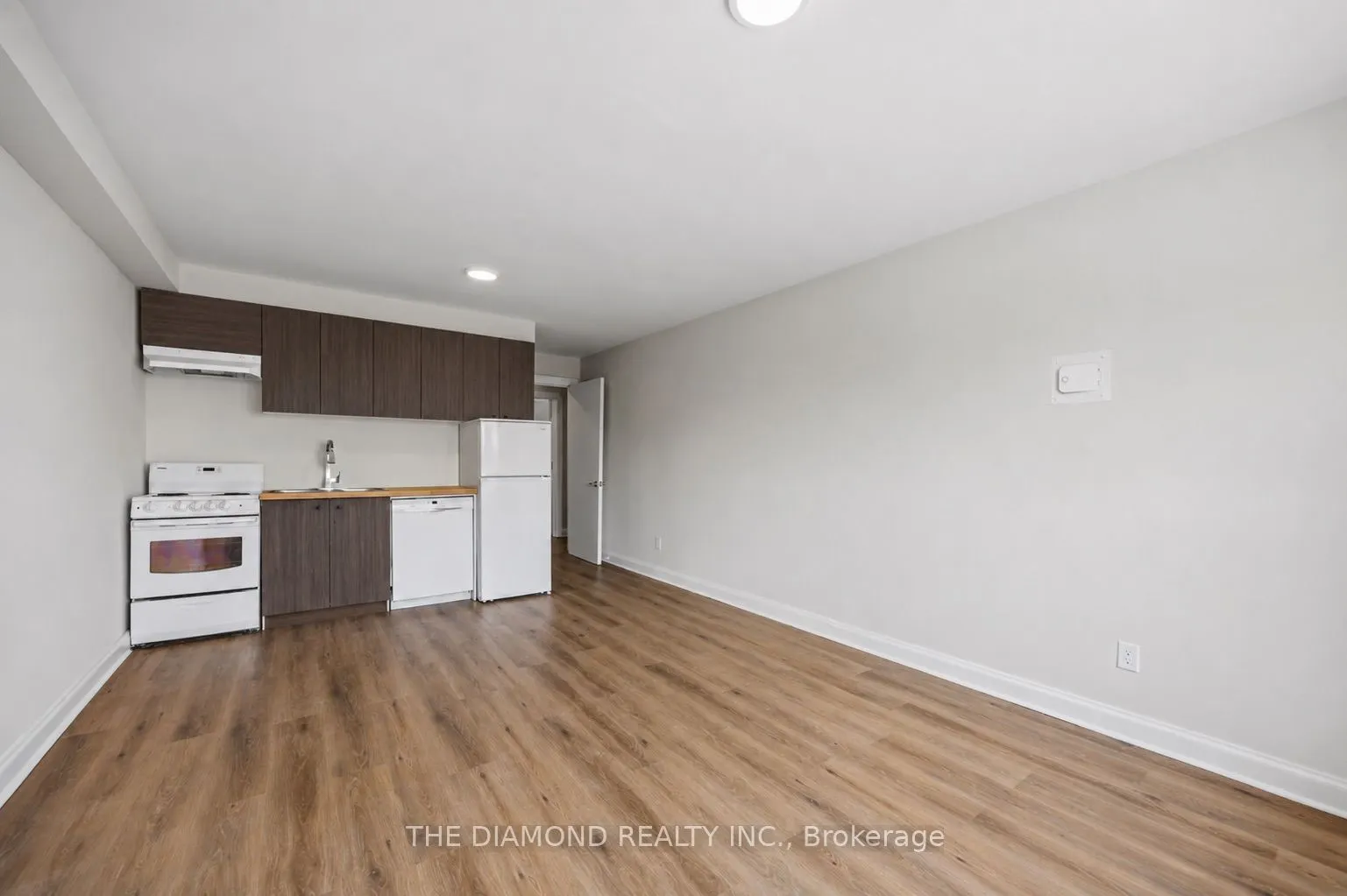 1958A Eglinton Avenue W