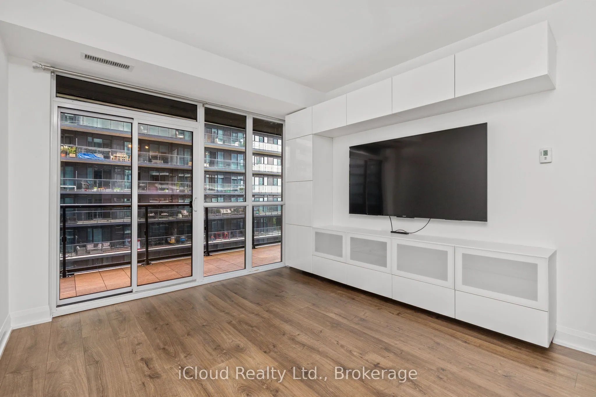 110 Marine Parade Drive #810