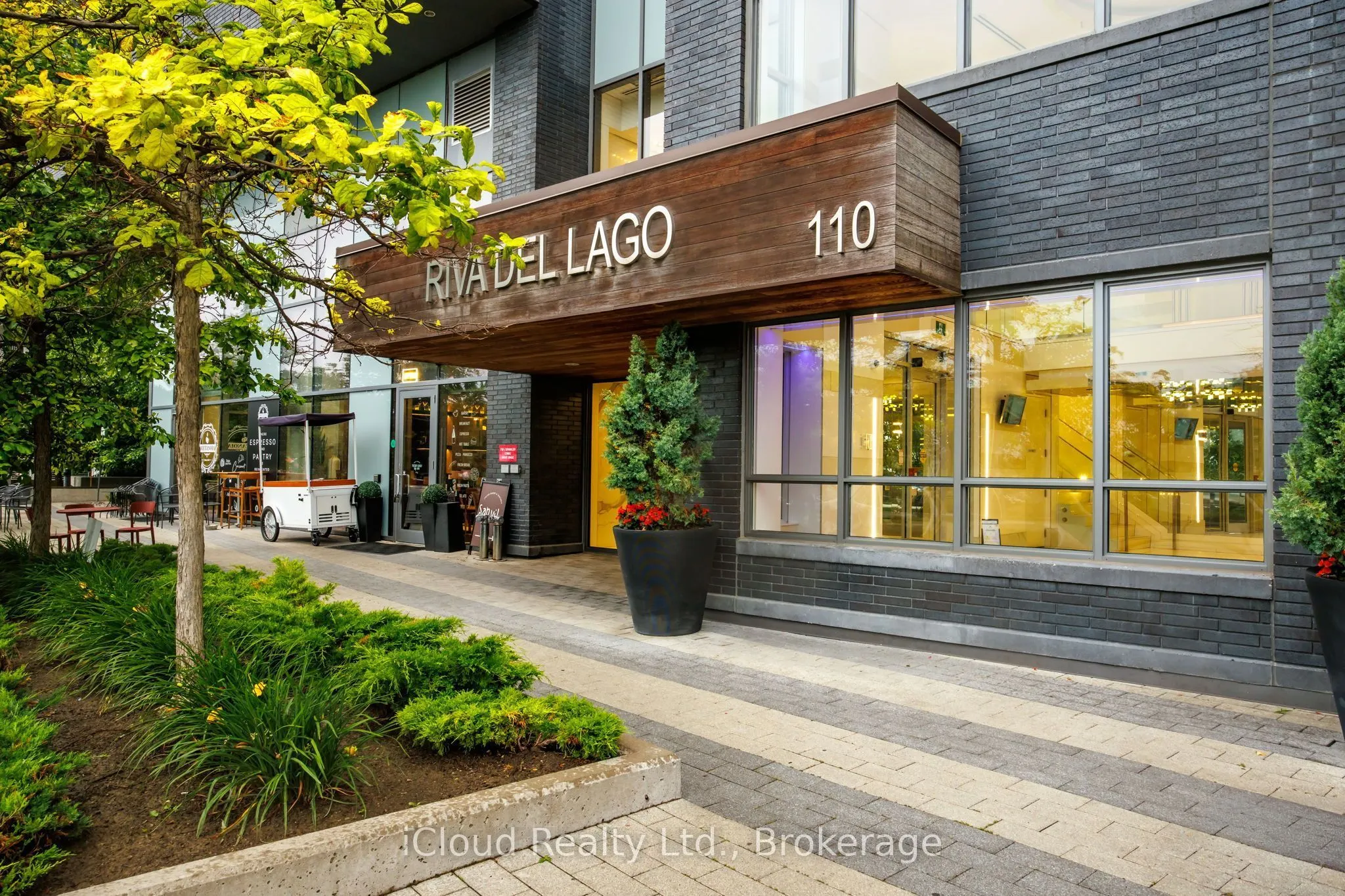 110 Marine Parade Drive #810