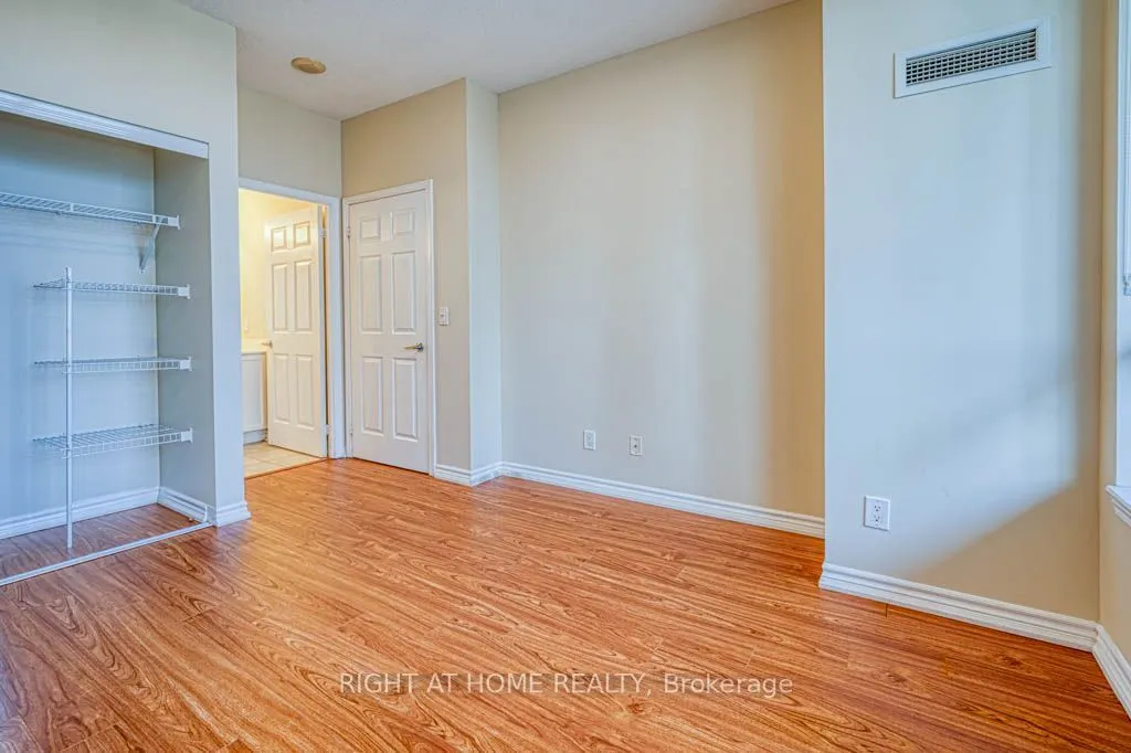 388 Prince Of Wales Drive #1711