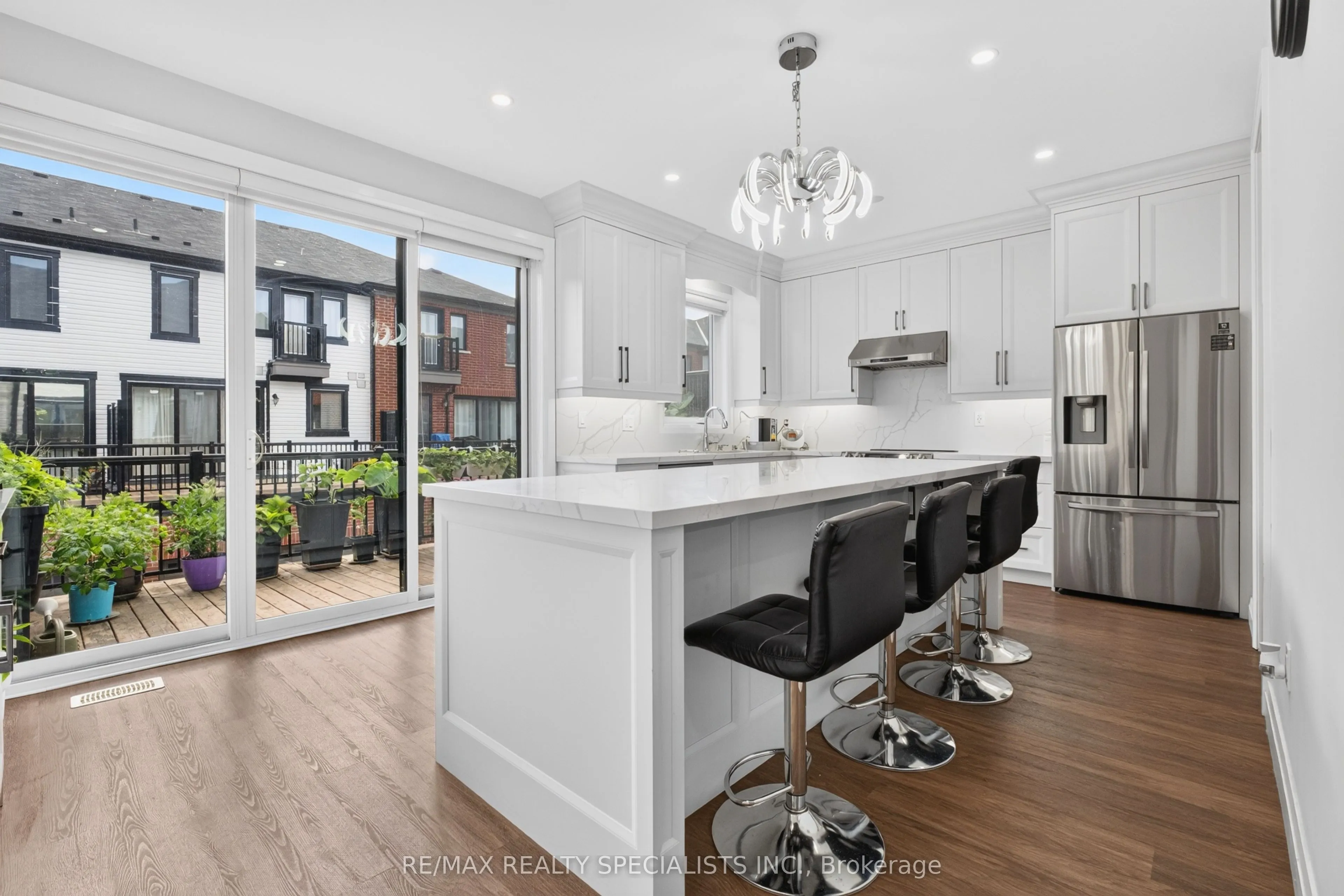 975 Whitlock Avenue #20