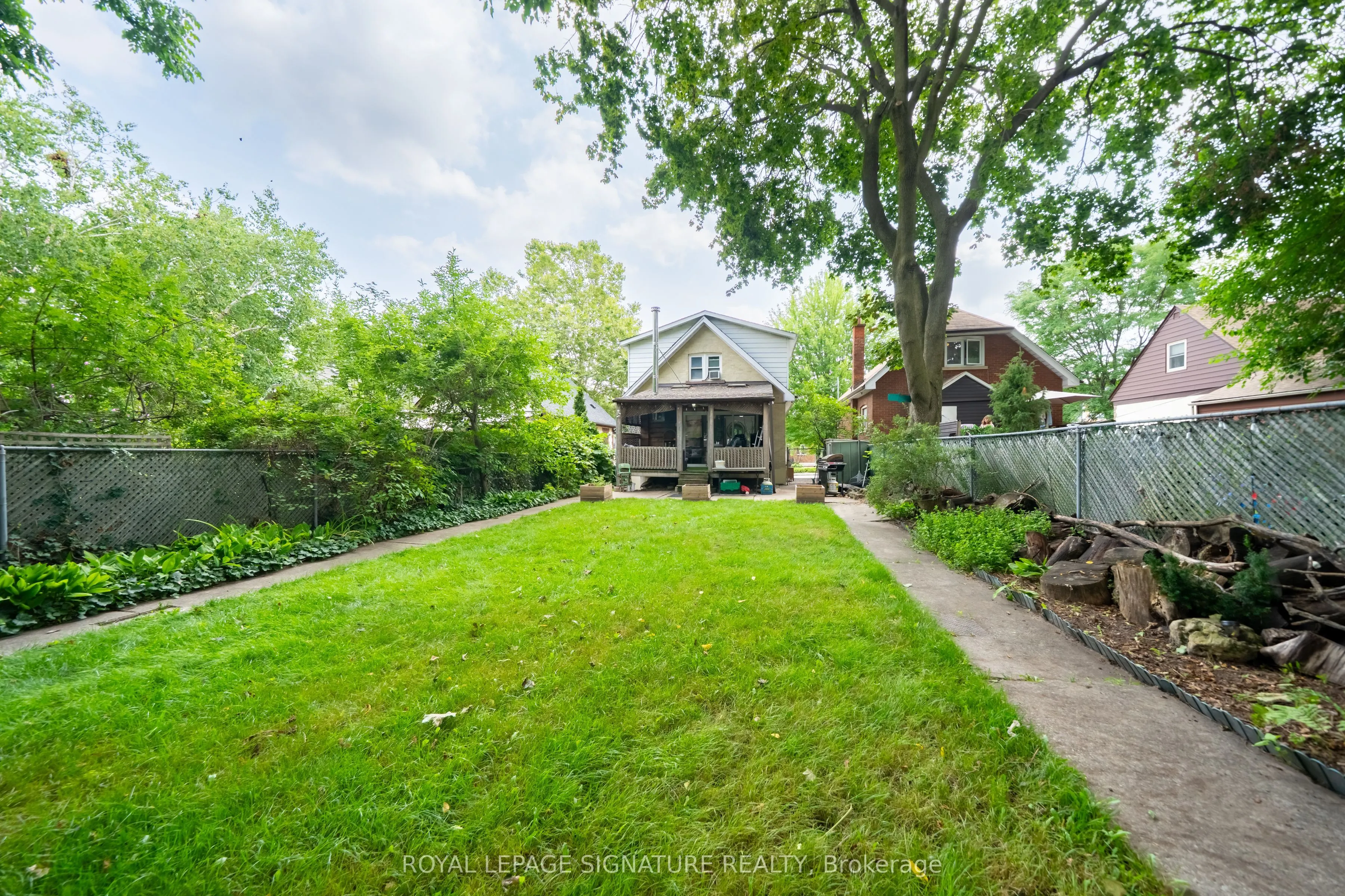 234 John Street