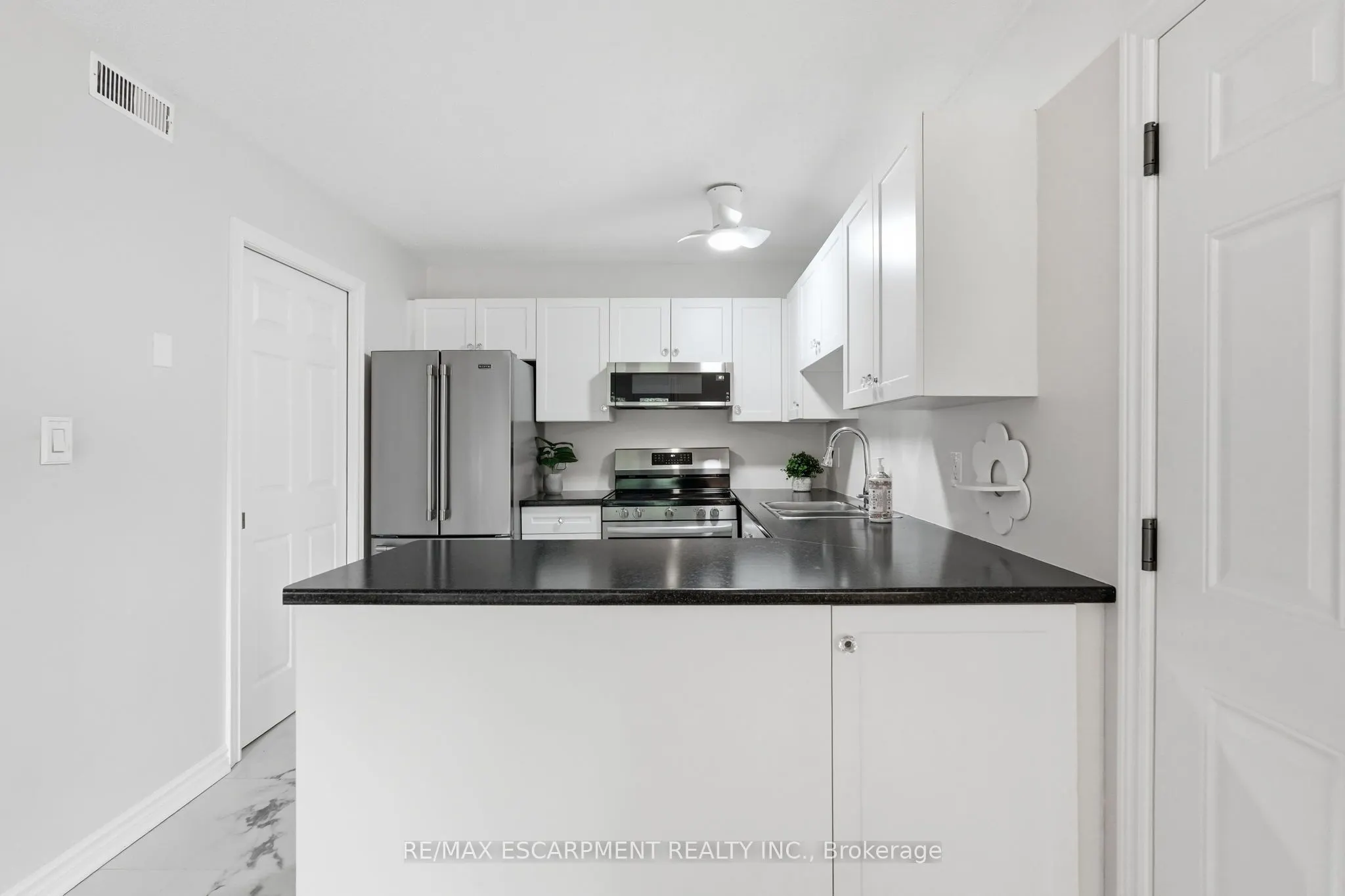 2030 Cleaver Avenue #322