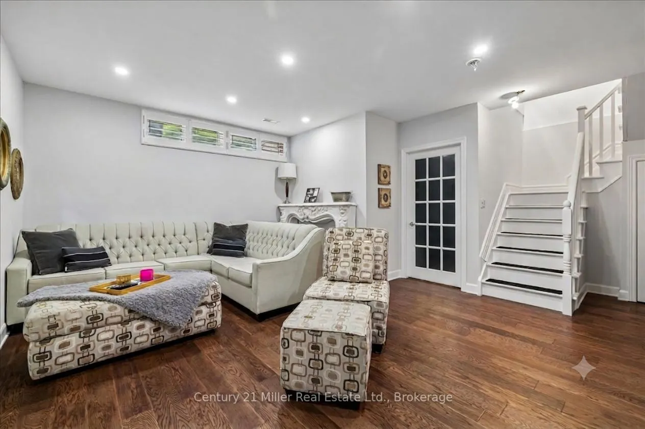 2355 Old Carriage Road