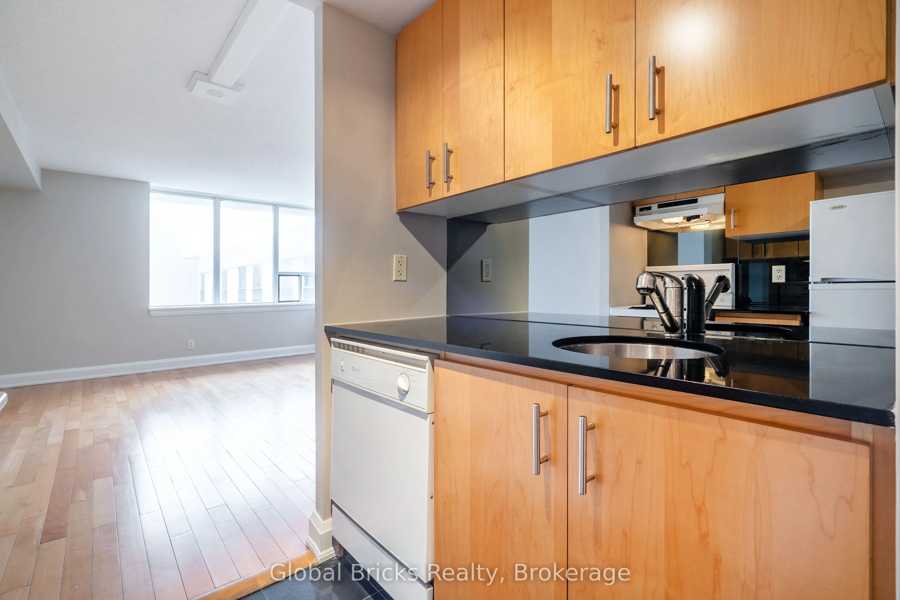 2737 Keele Street #901