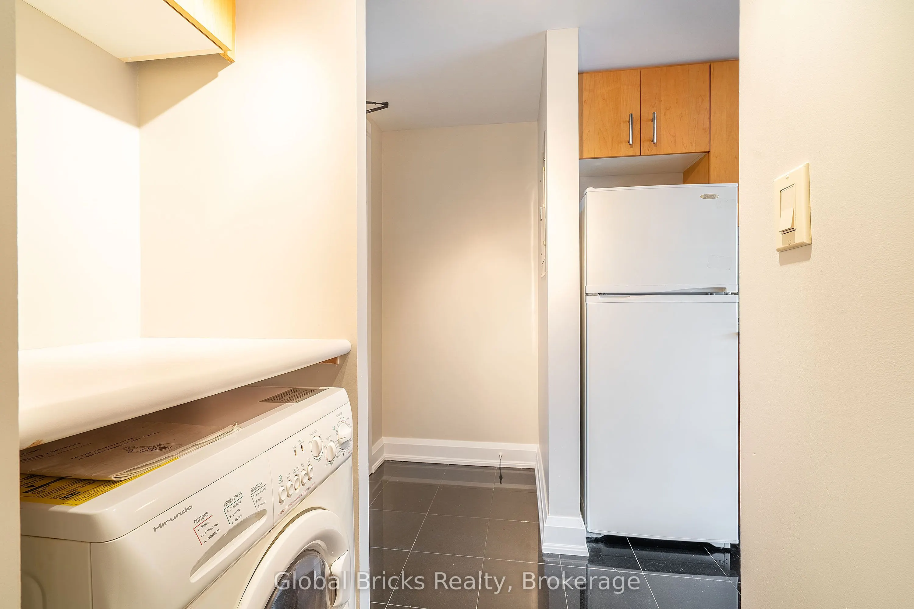 2737 Keele Street #901
