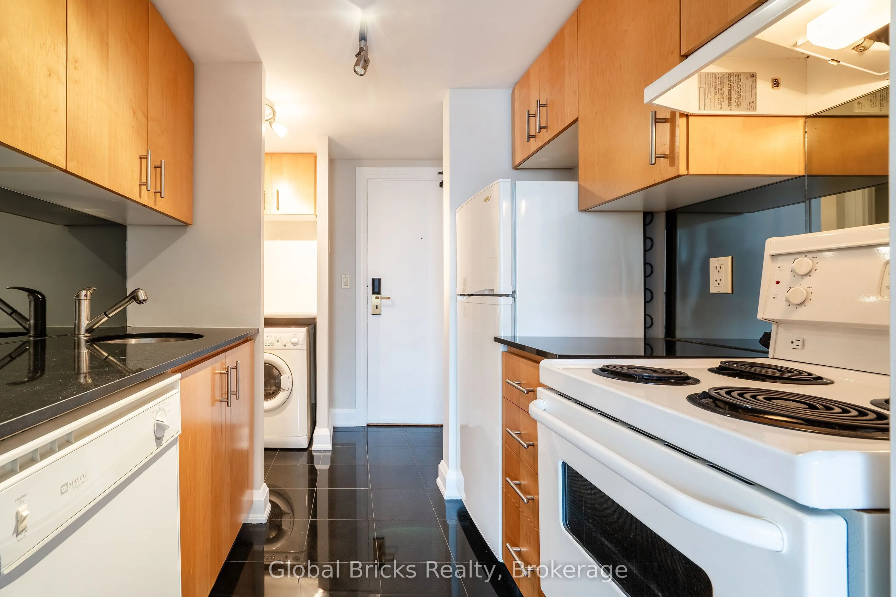 2737 Keele Street #901