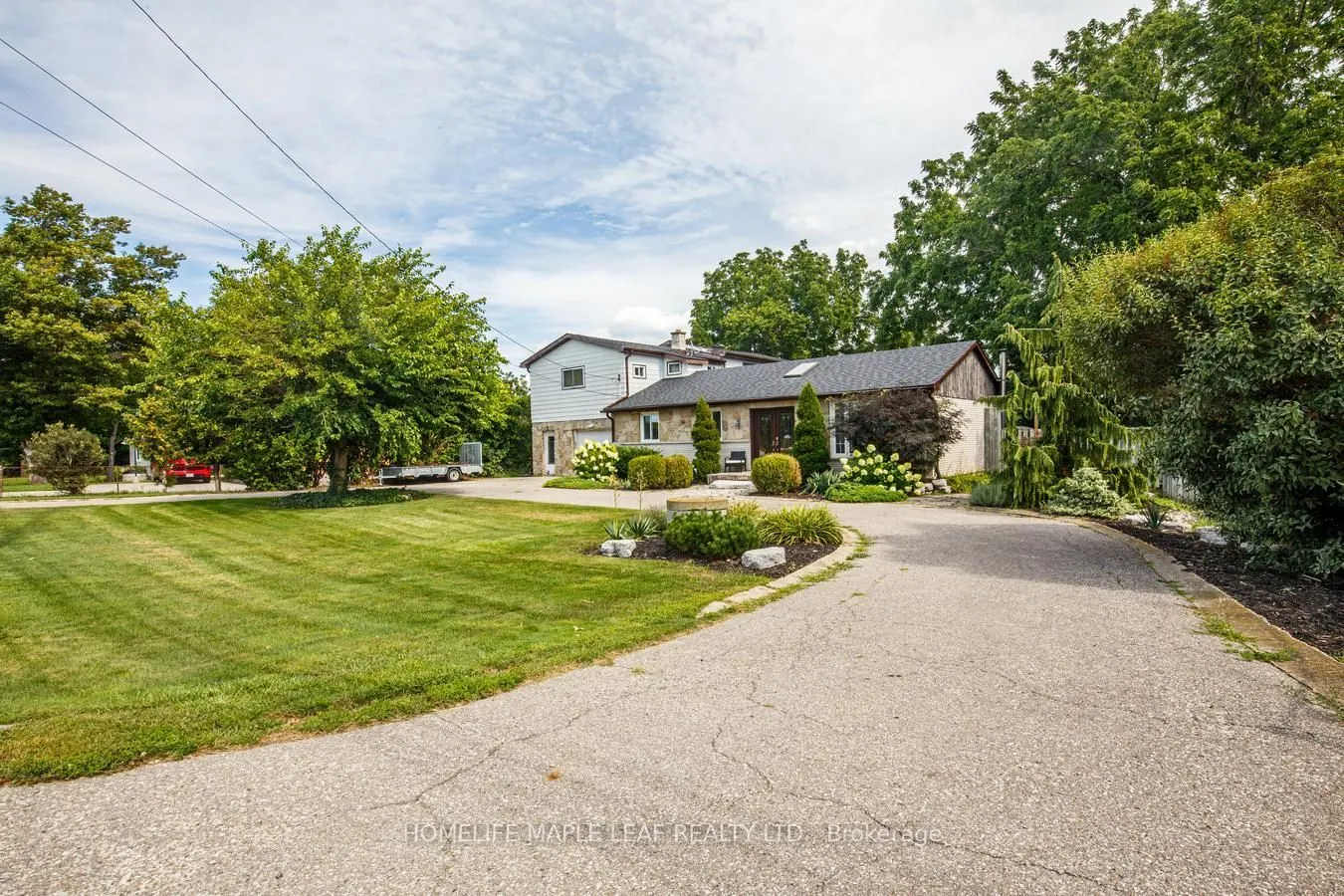 7820 5 Side Road
